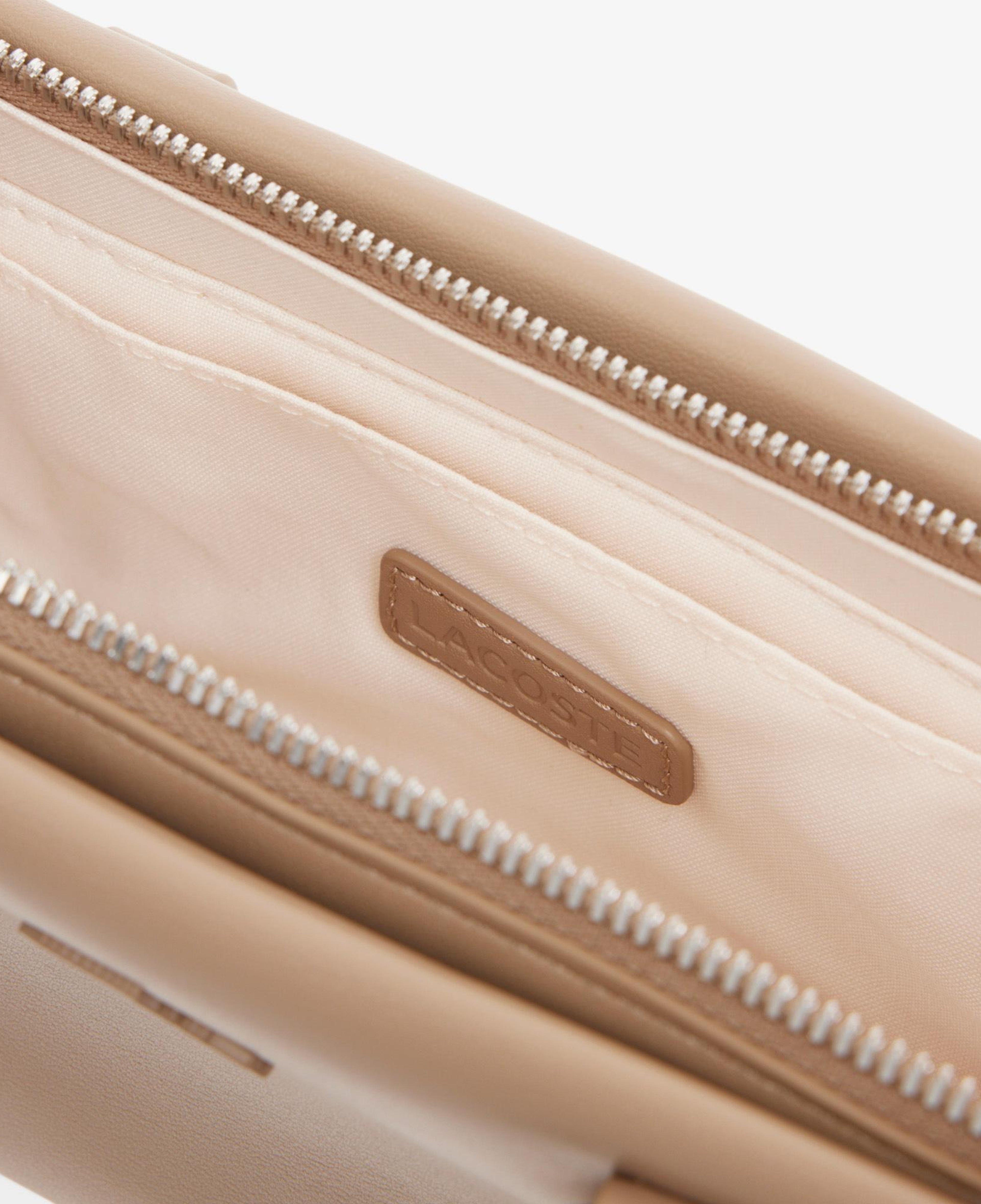 Lacoste Celys Kadın Bej Omuz Çantası