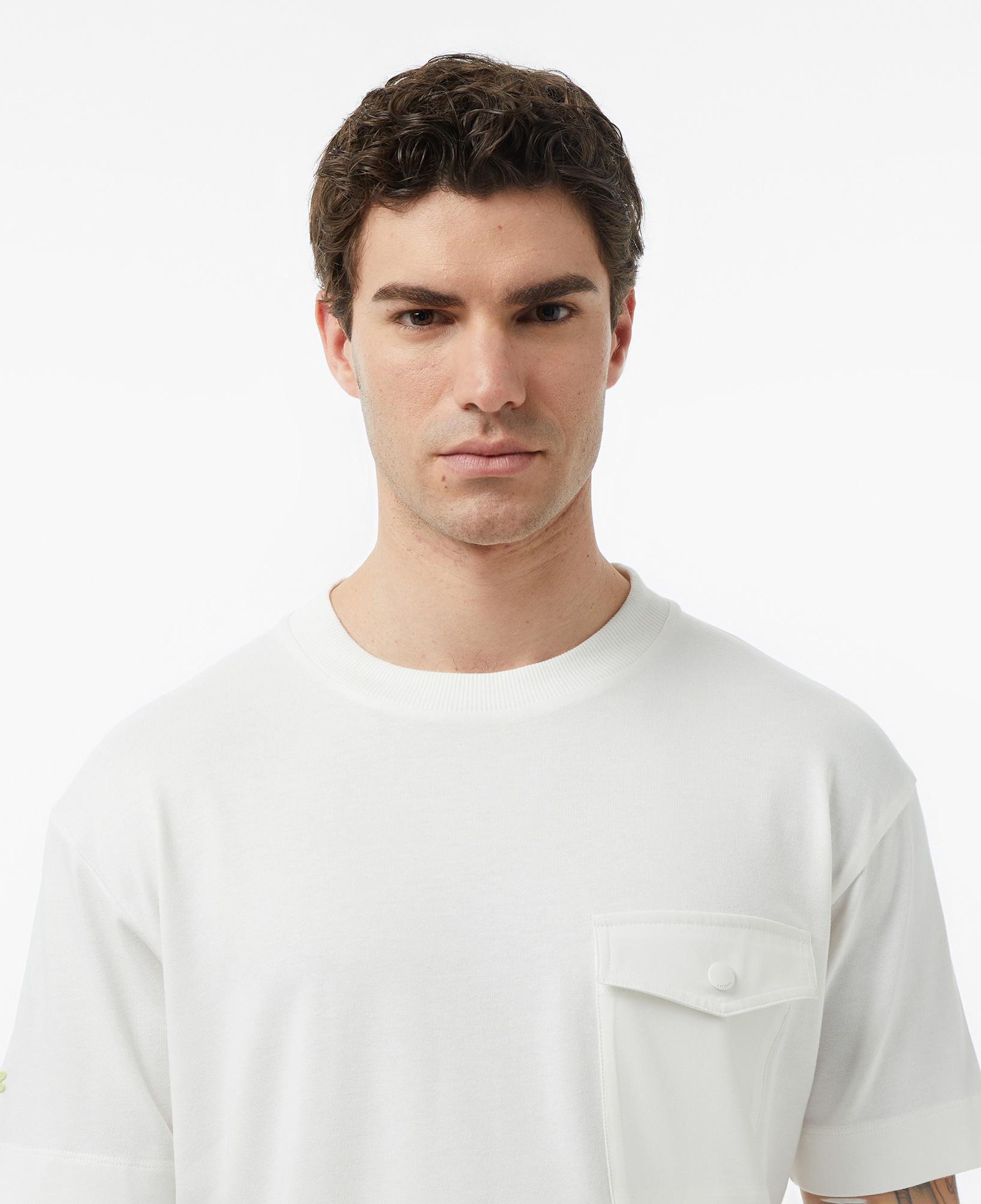 Lacoste Erkek Relaxed Fit Bisiklet Yaka Krem T-Shirt