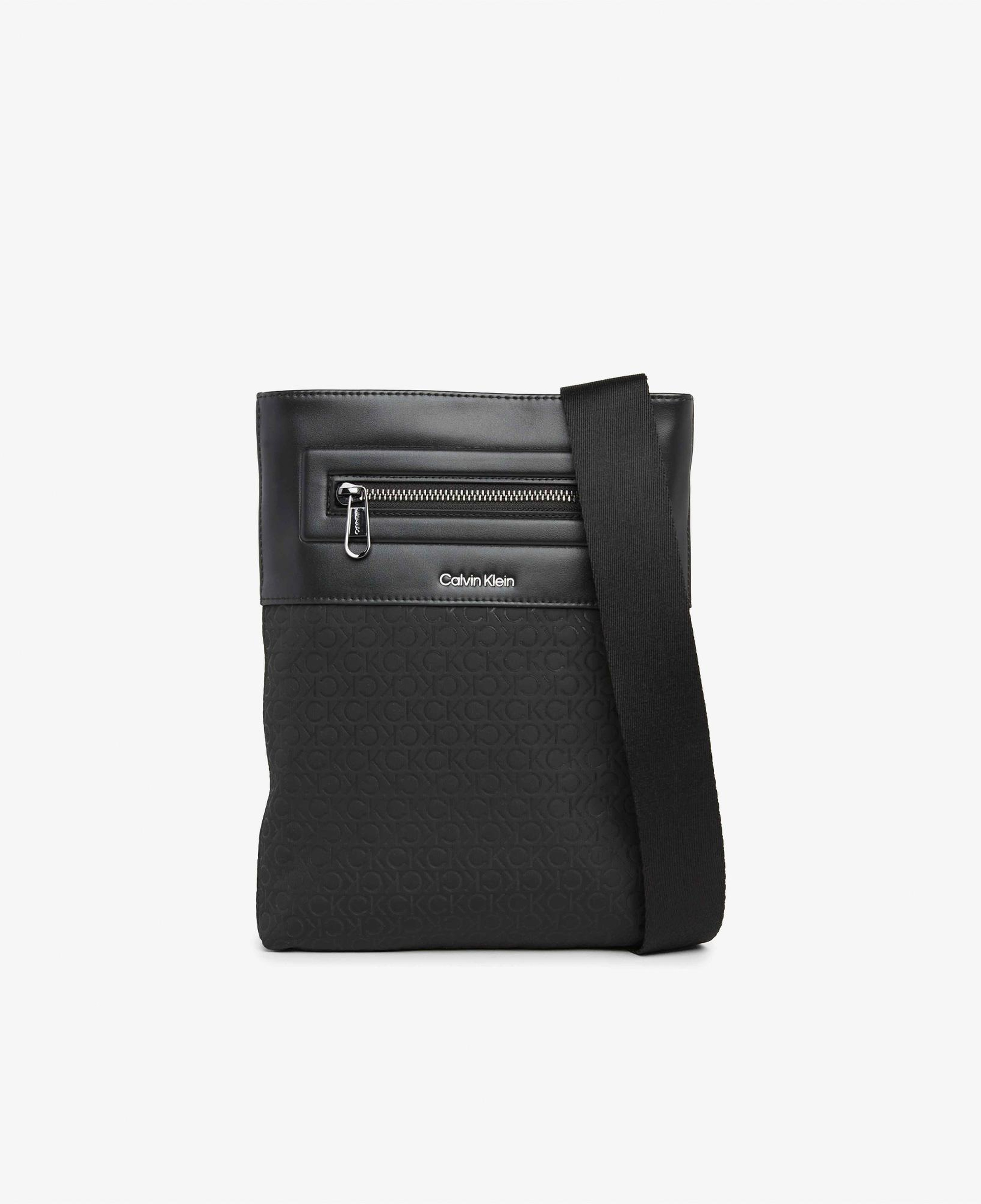 Calvin Klein Elevated Flatpack Repreve Erkek Siyah Postacı Çantası