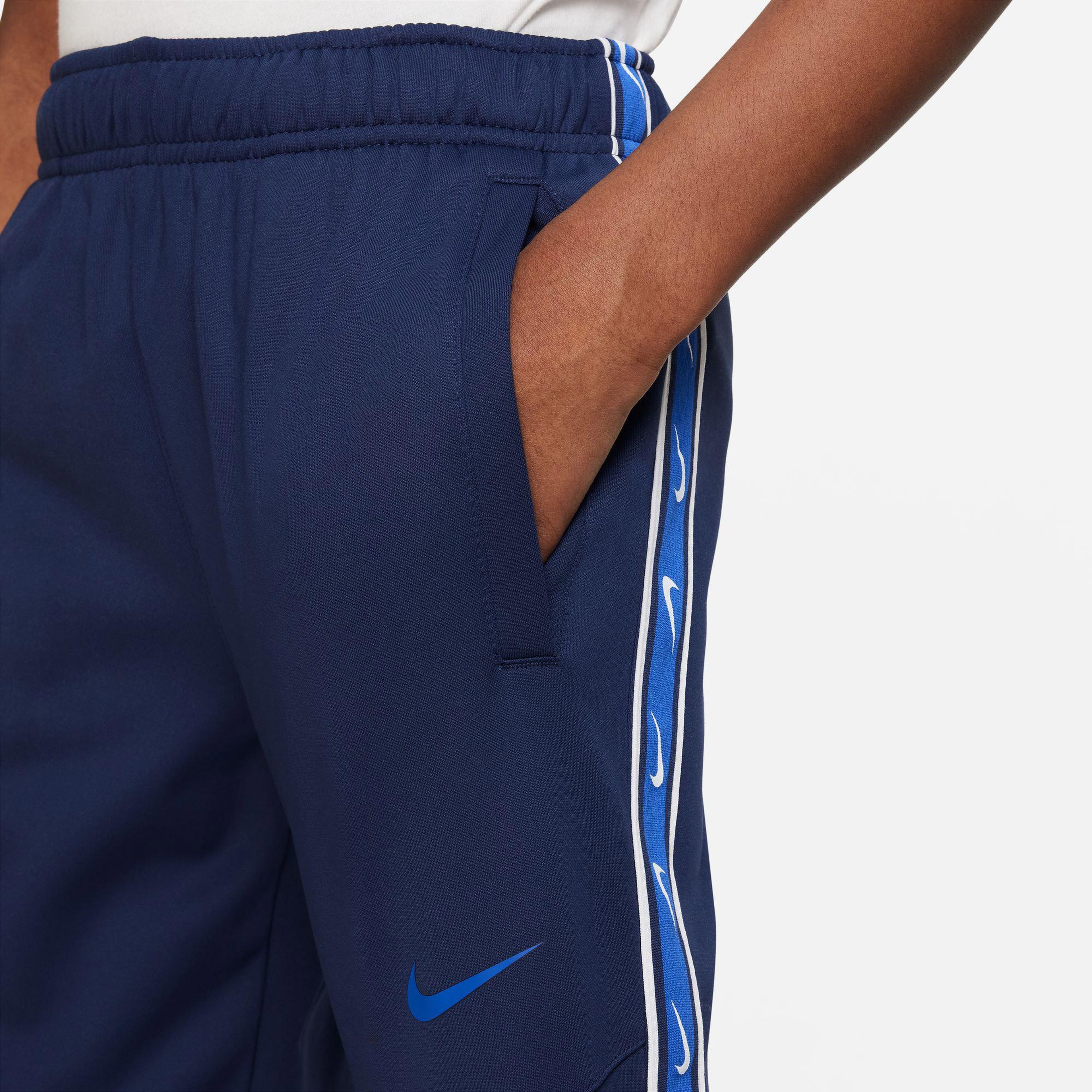 Nike Sportswear Repeat Jogger Çocuk Lacivert Eşofman Altı