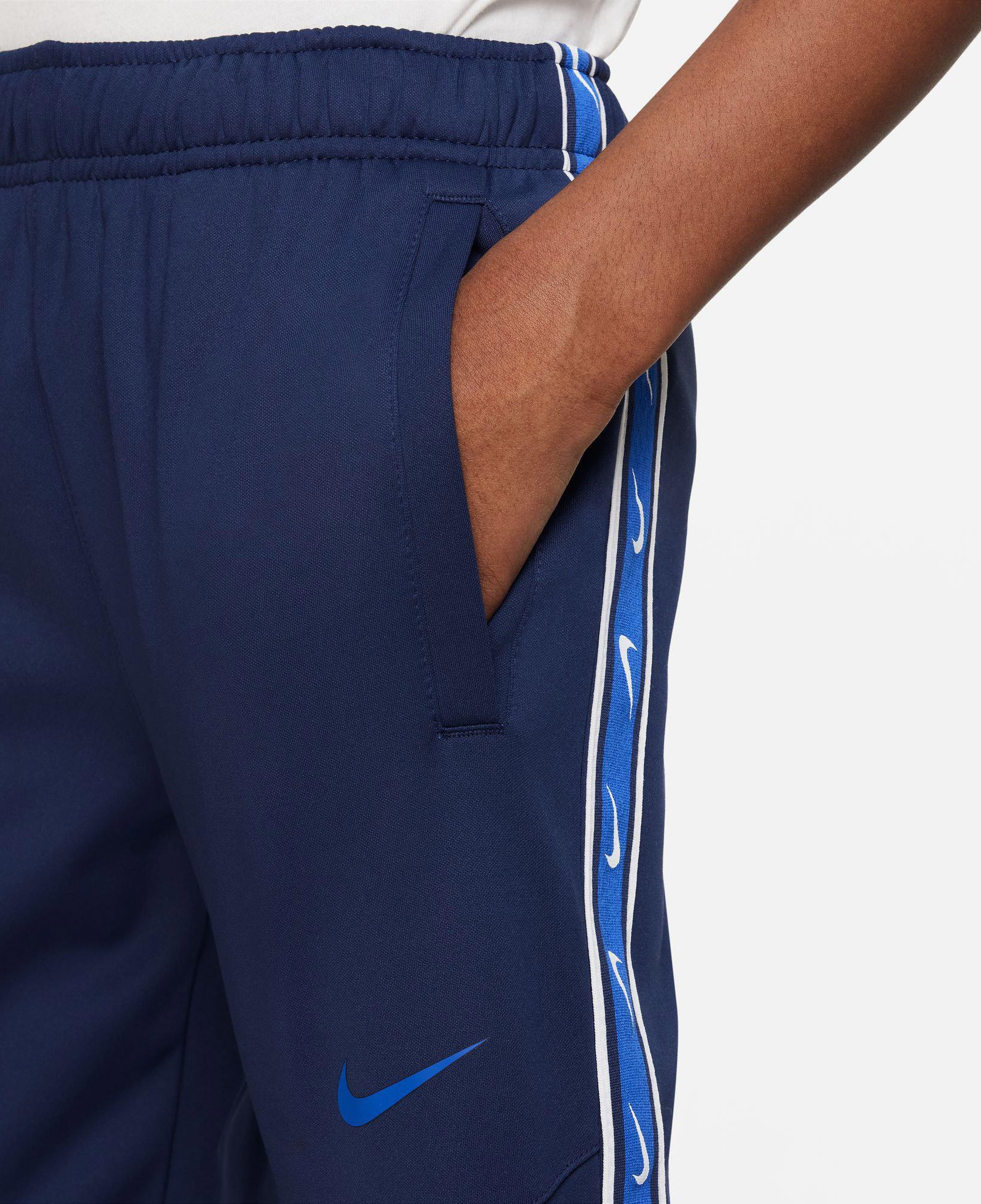 Nike Sportswear Repeat Jogger Çocuk Lacivert Eşofman Altı