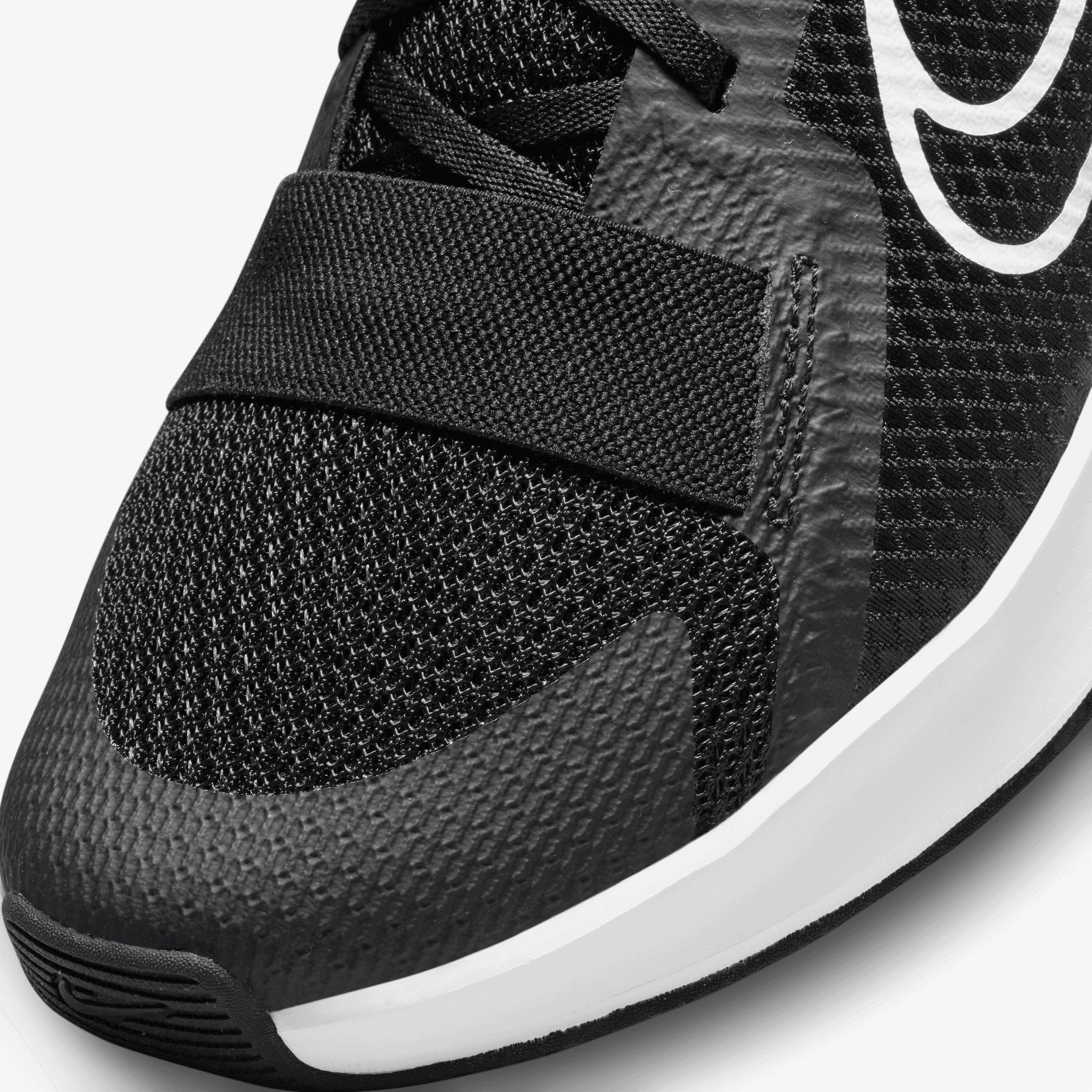 Nike Mc Trainer 2 Unisex Siyah Spor Ayakkabı