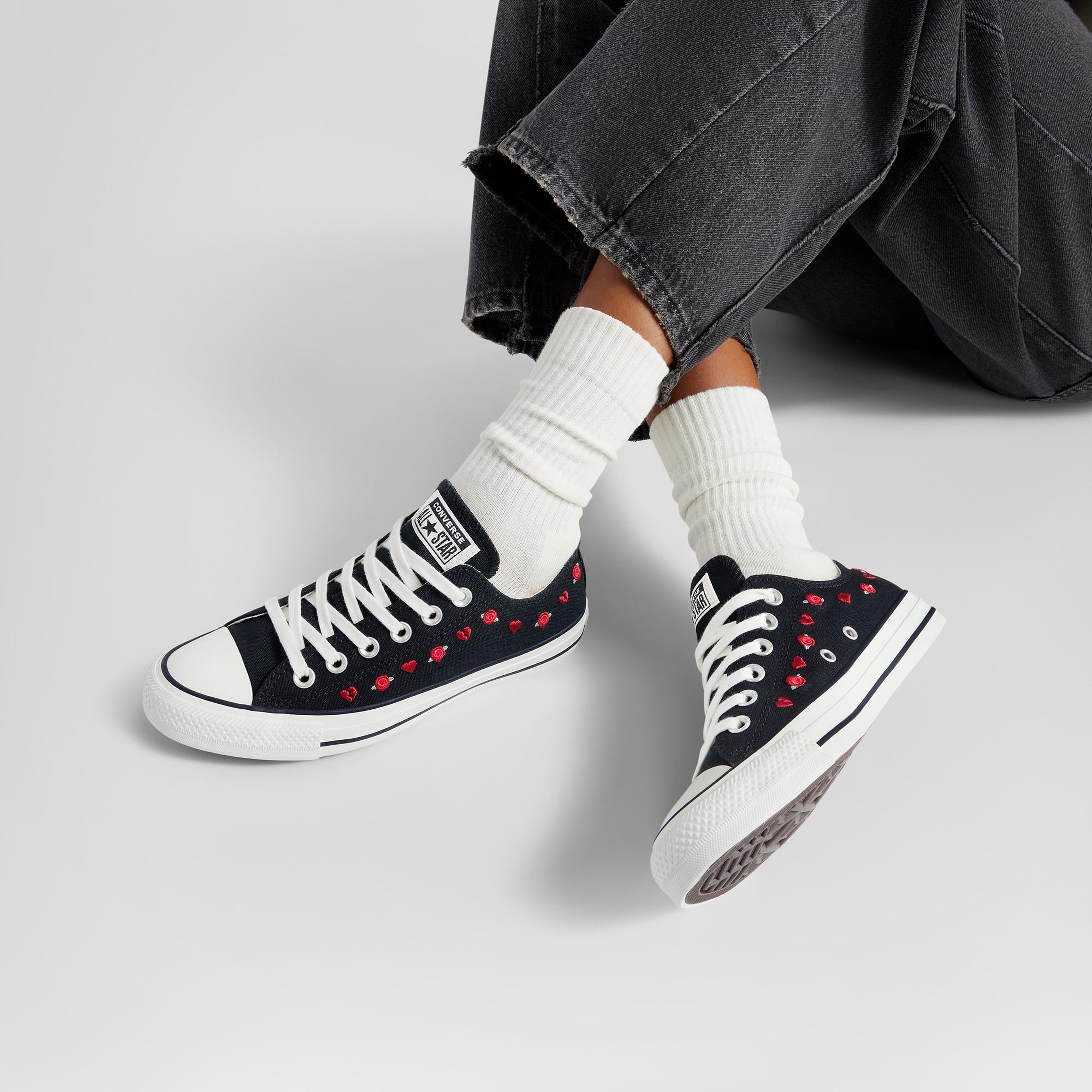 Converse Chuck Taylor All Star Valentine's Day Roses Kadın Siyah Sneaker