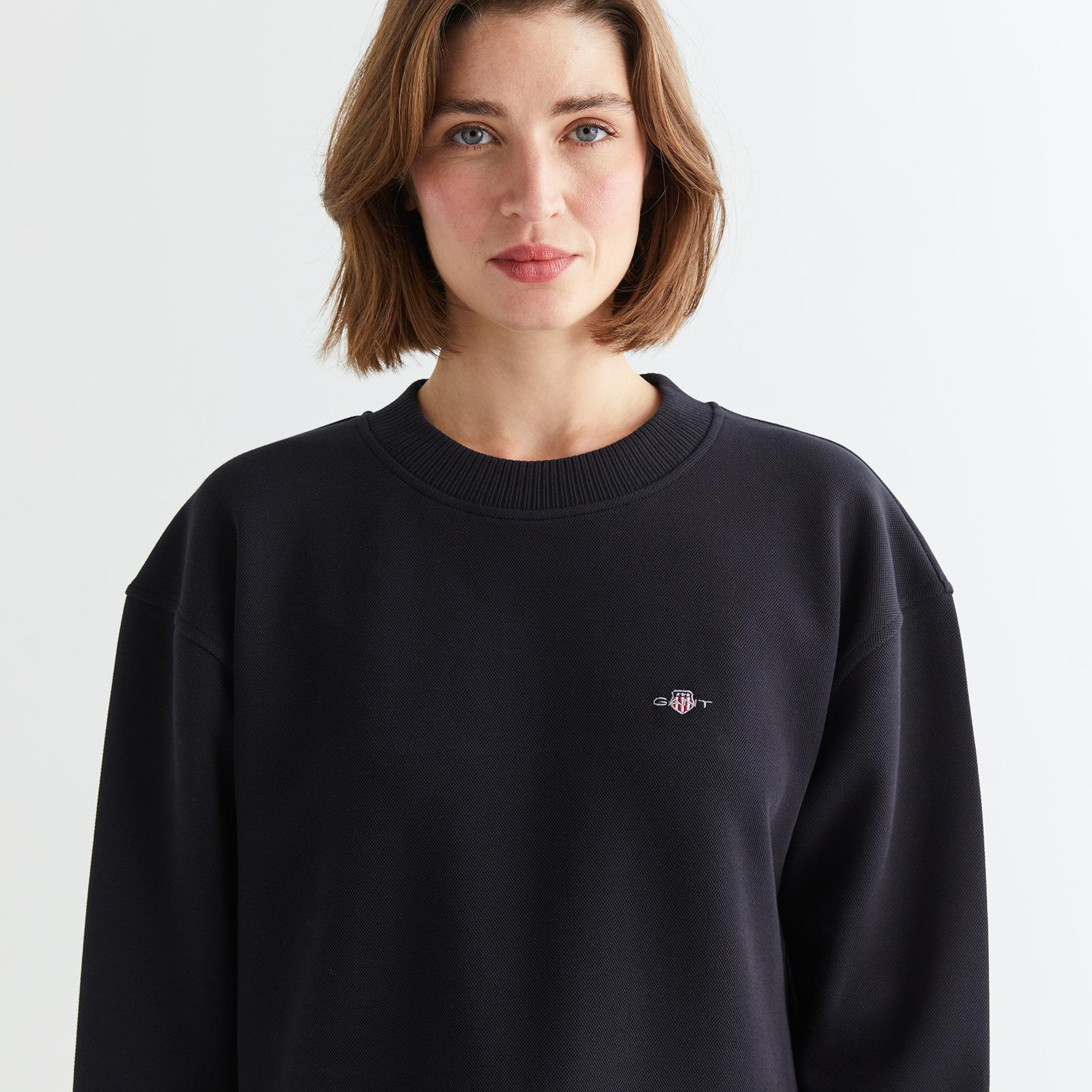 GANT Kadın Siyah Oversize Fit Bisiklet Yaka Sweatshirt