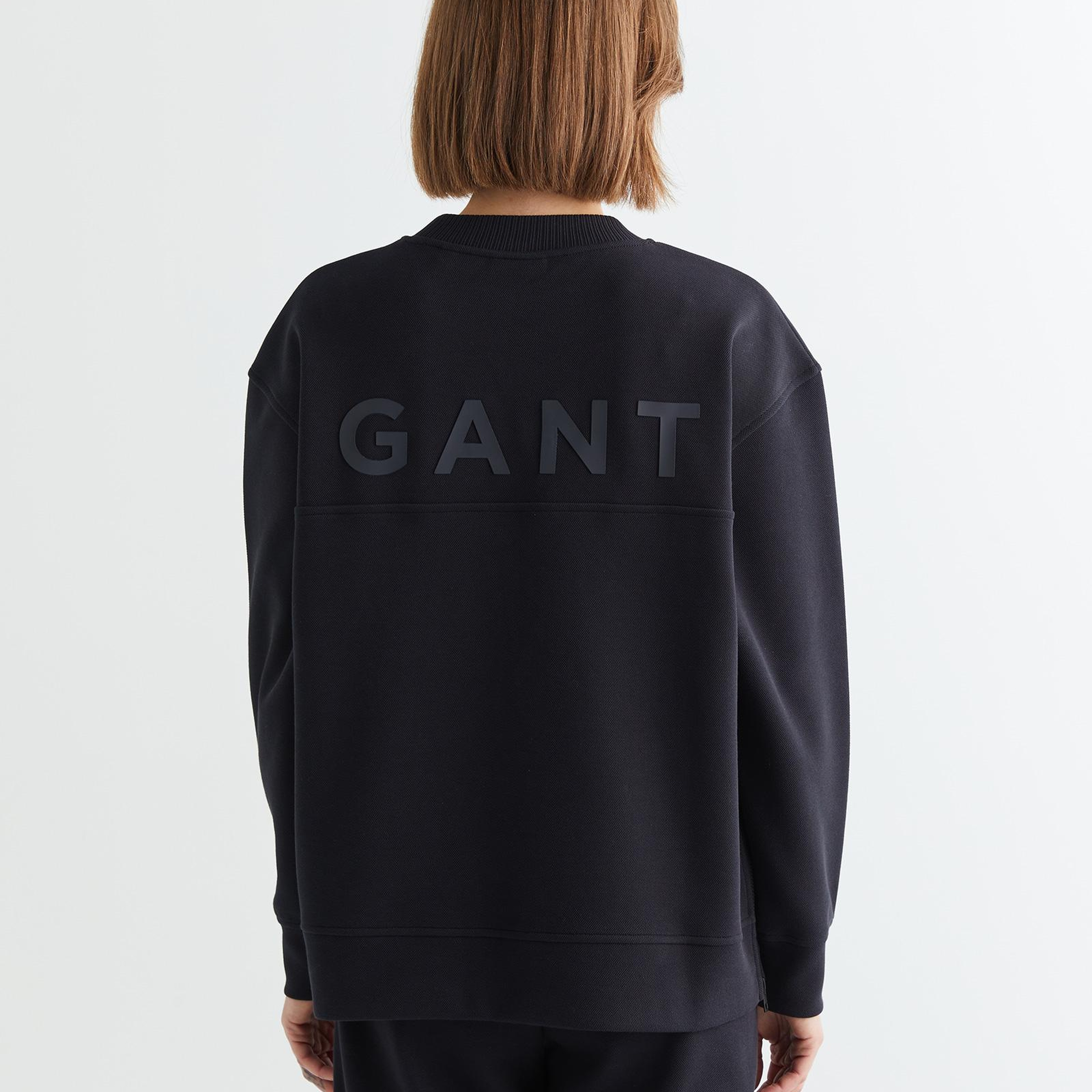 GANT Kadın Siyah Oversize Fit Bisiklet Yaka Sweatshirt