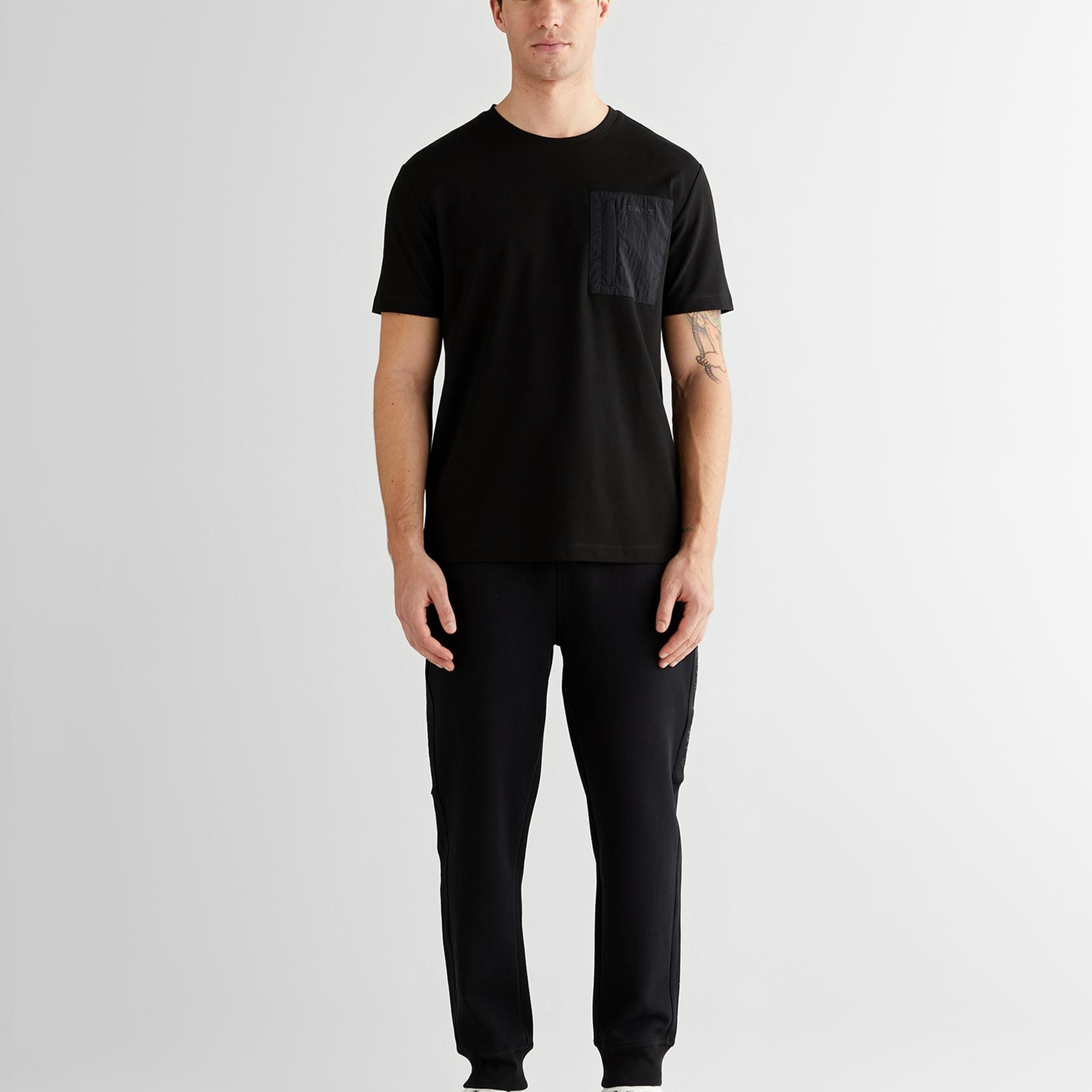 GANT Erkek Siyah Regular Fit Bisiklet Yaka T-Shirt