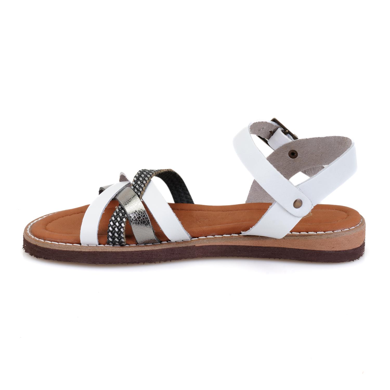 Kadın Beyaz Ayarlanabilir Tokalı Deri Sandalet