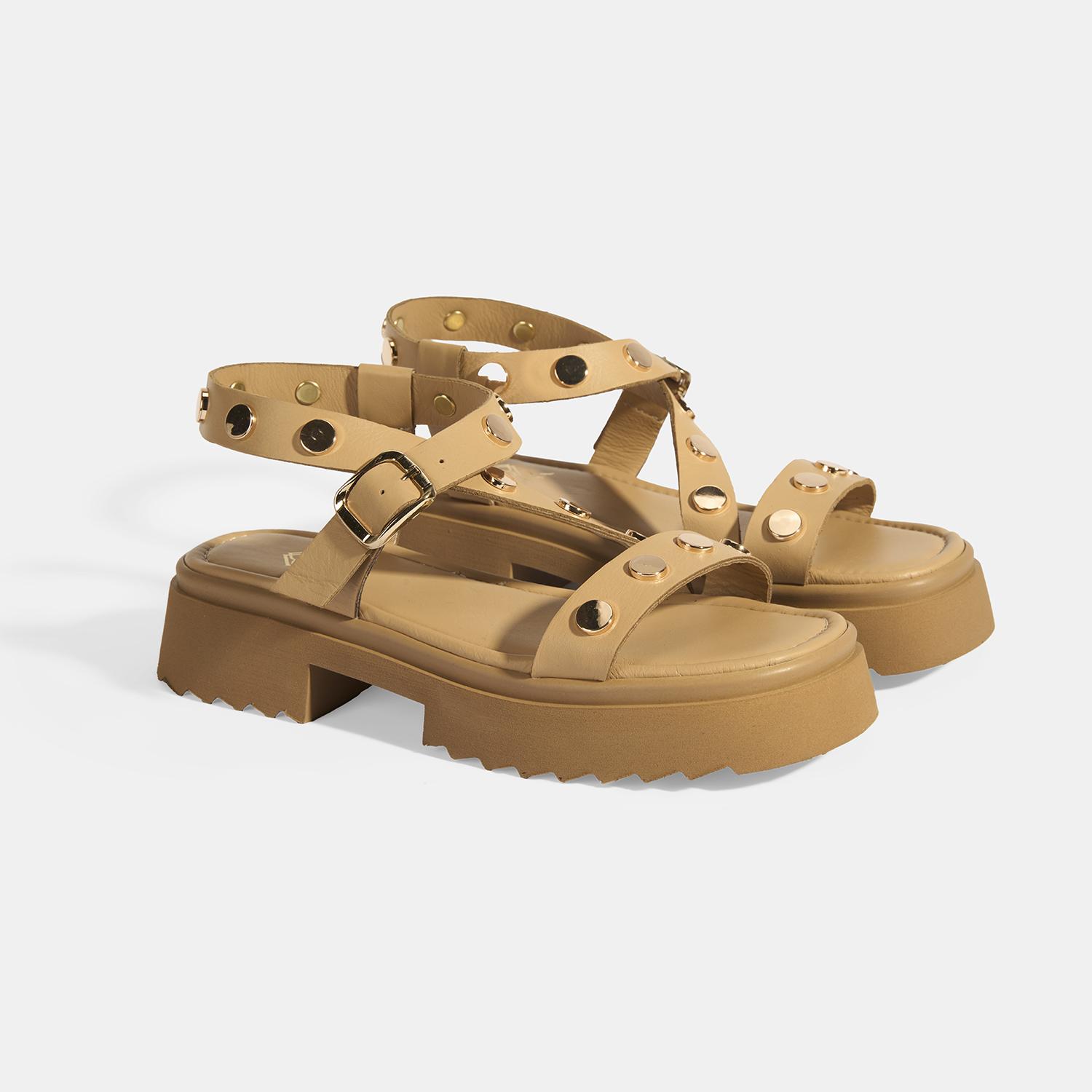 Kadın Bej Zımba Detaylı Deri Sandalet