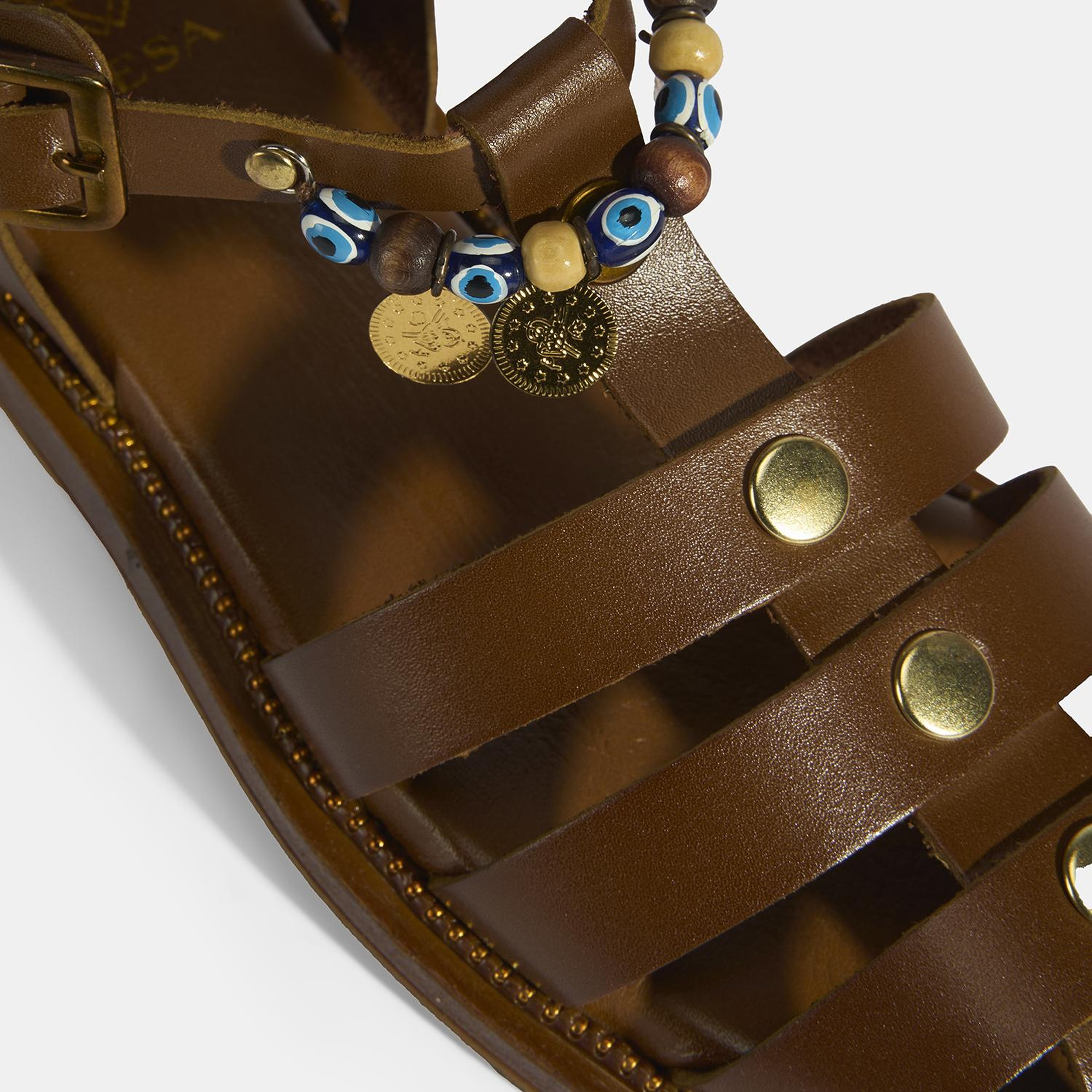 Kadın Taba Aksesuar Detaylı Ayarlanabilir Tokalı Deri Sandalet