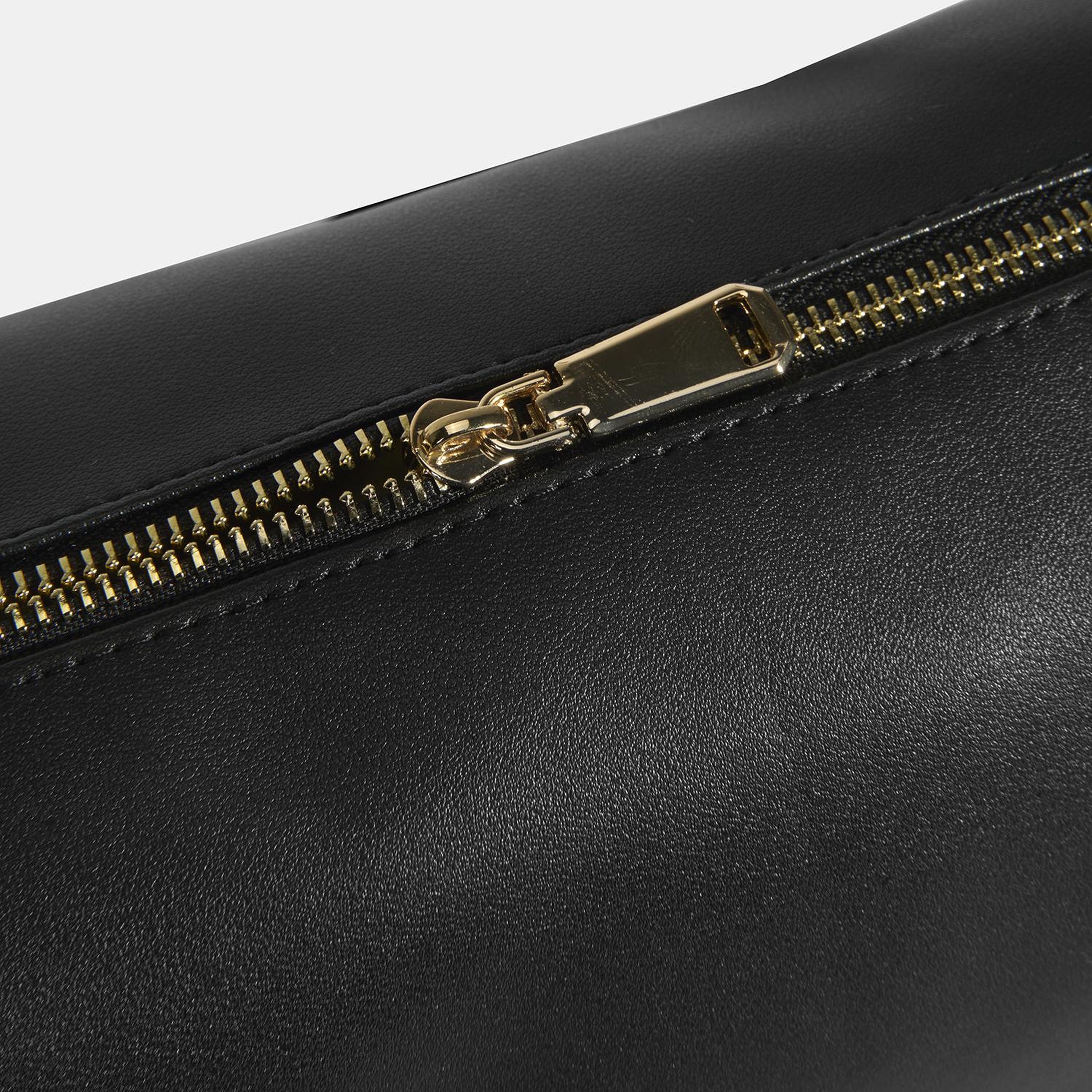 Kadın Siyah Ayarlanabilir Askılı Omuz Çantası