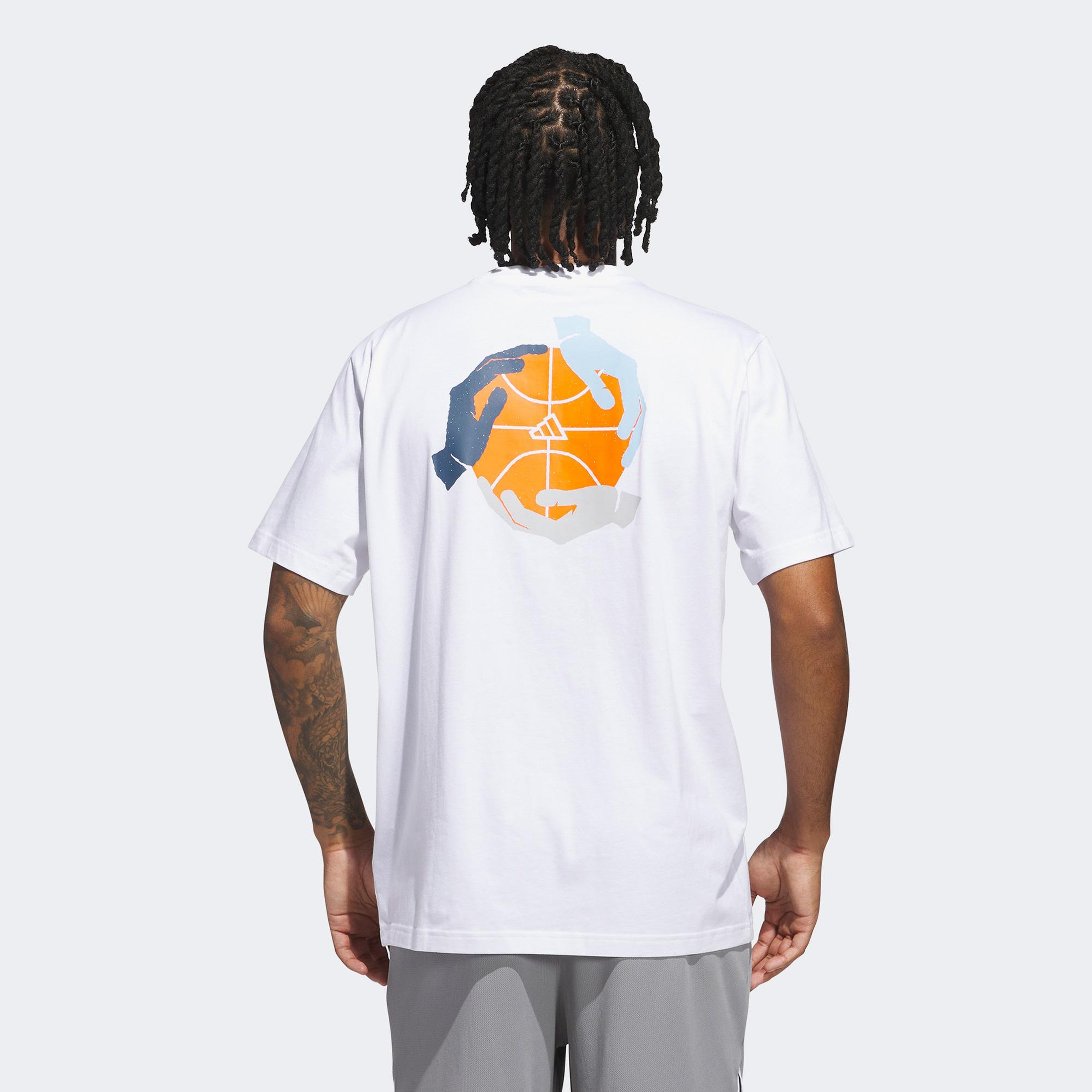 adidas We Ball Together Graphic Erkek Beyaz Basketbol T-Shirt