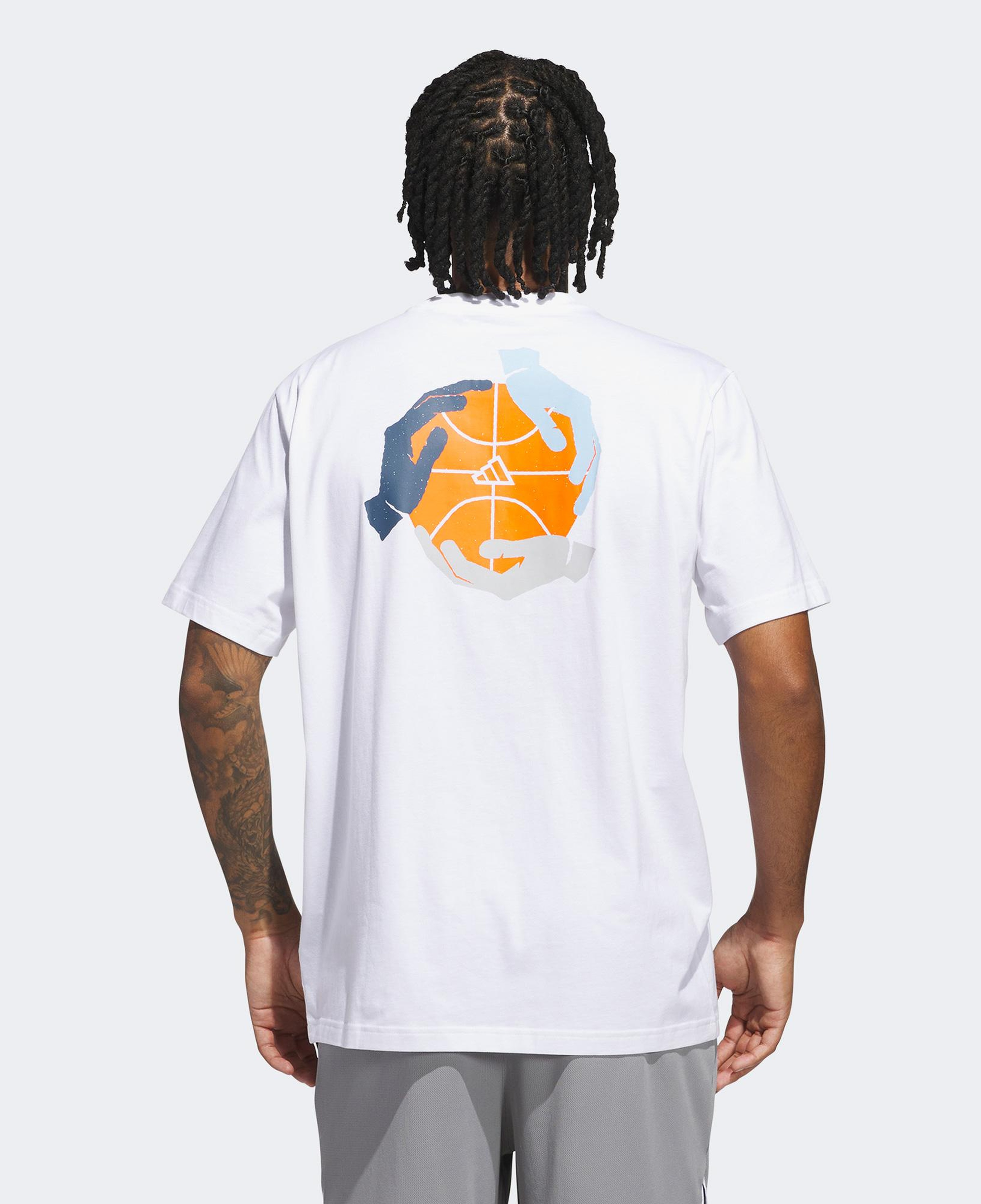 adidas We Ball Together Graphic Erkek Beyaz Basketbol T-Shirt