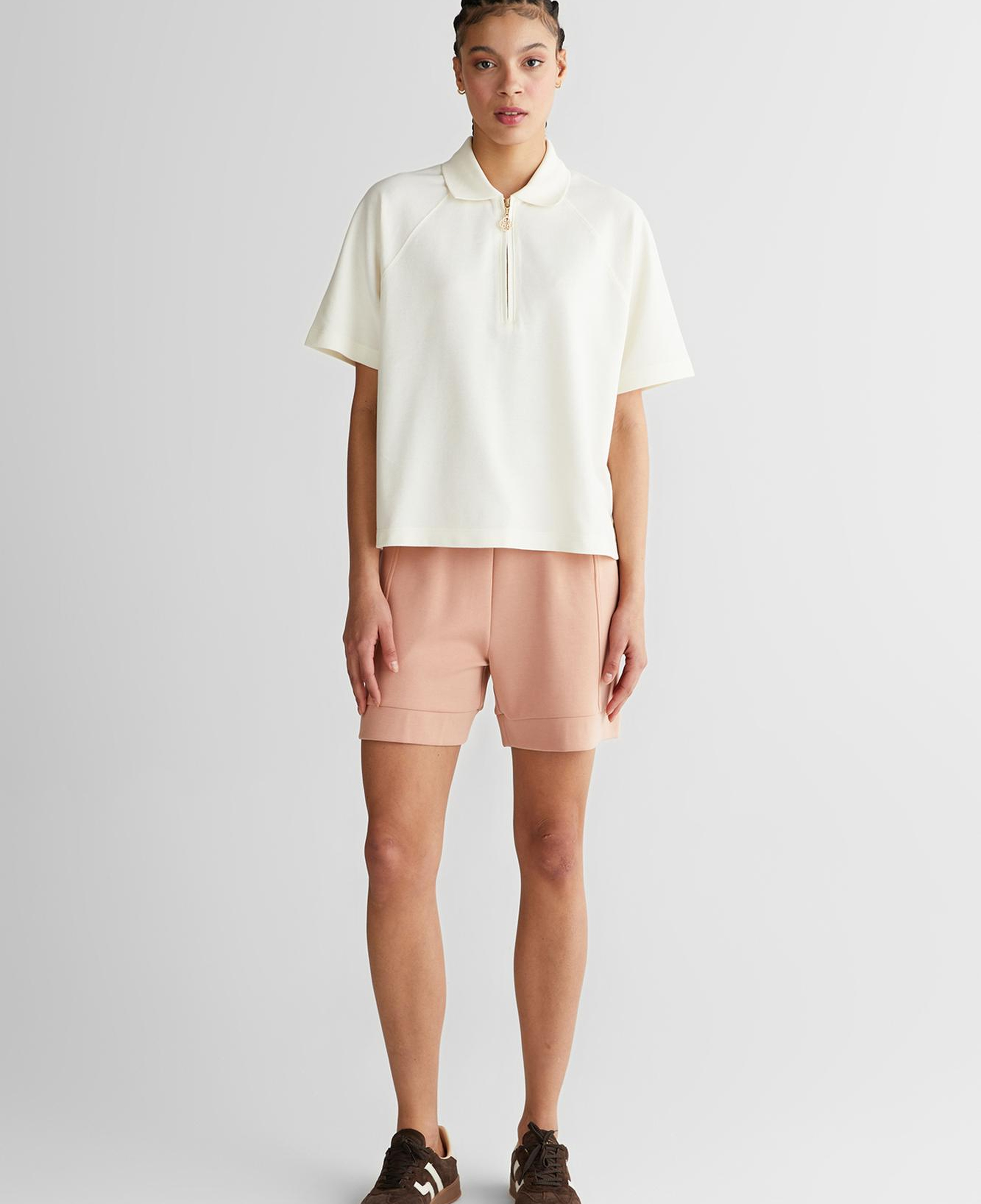 GANT Kadın Krem Regular Fit Yarım Fermuarlı Polo Yaka T-Shirt