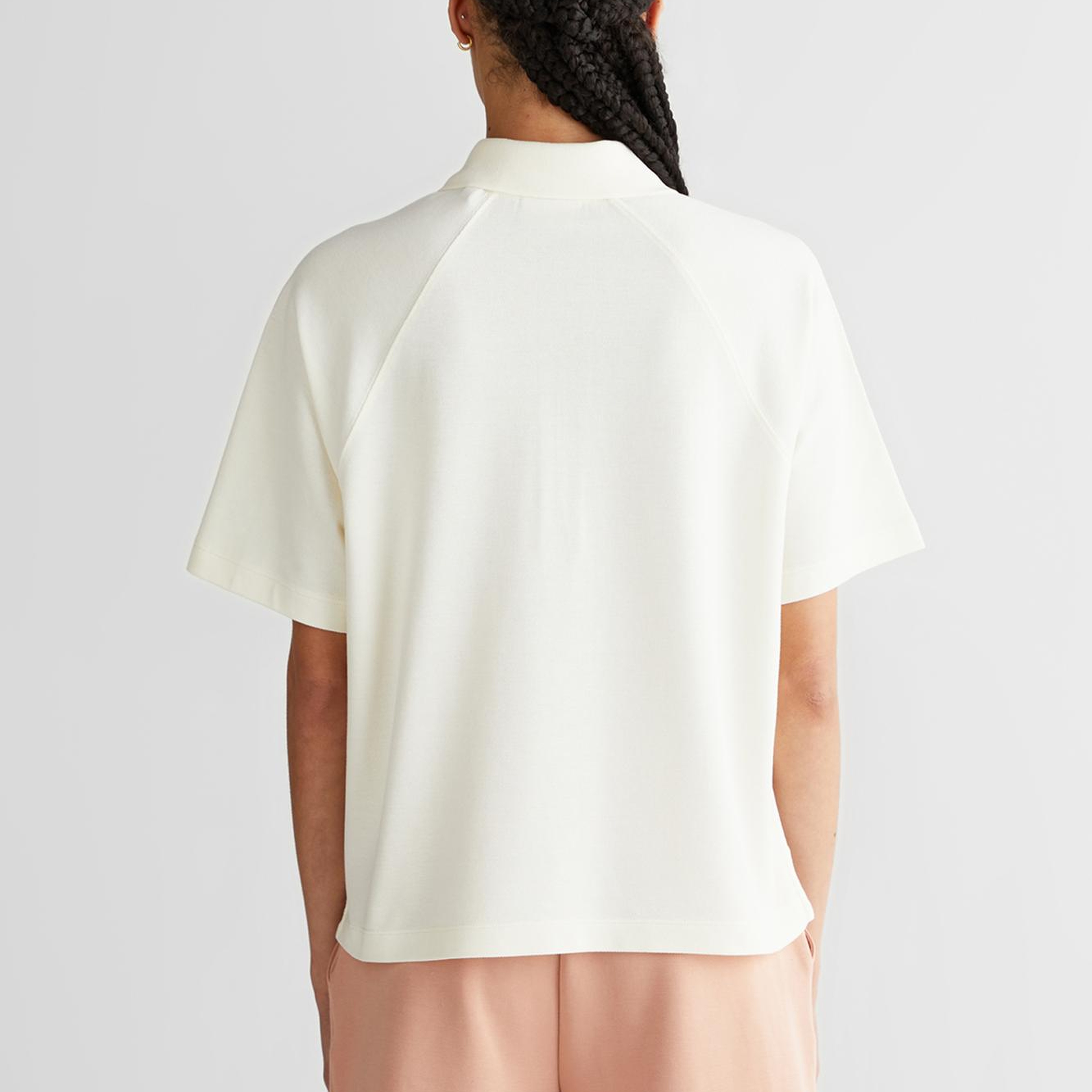 GANT Kadın Krem Regular Fit Yarım Fermuarlı Polo Yaka T-Shirt