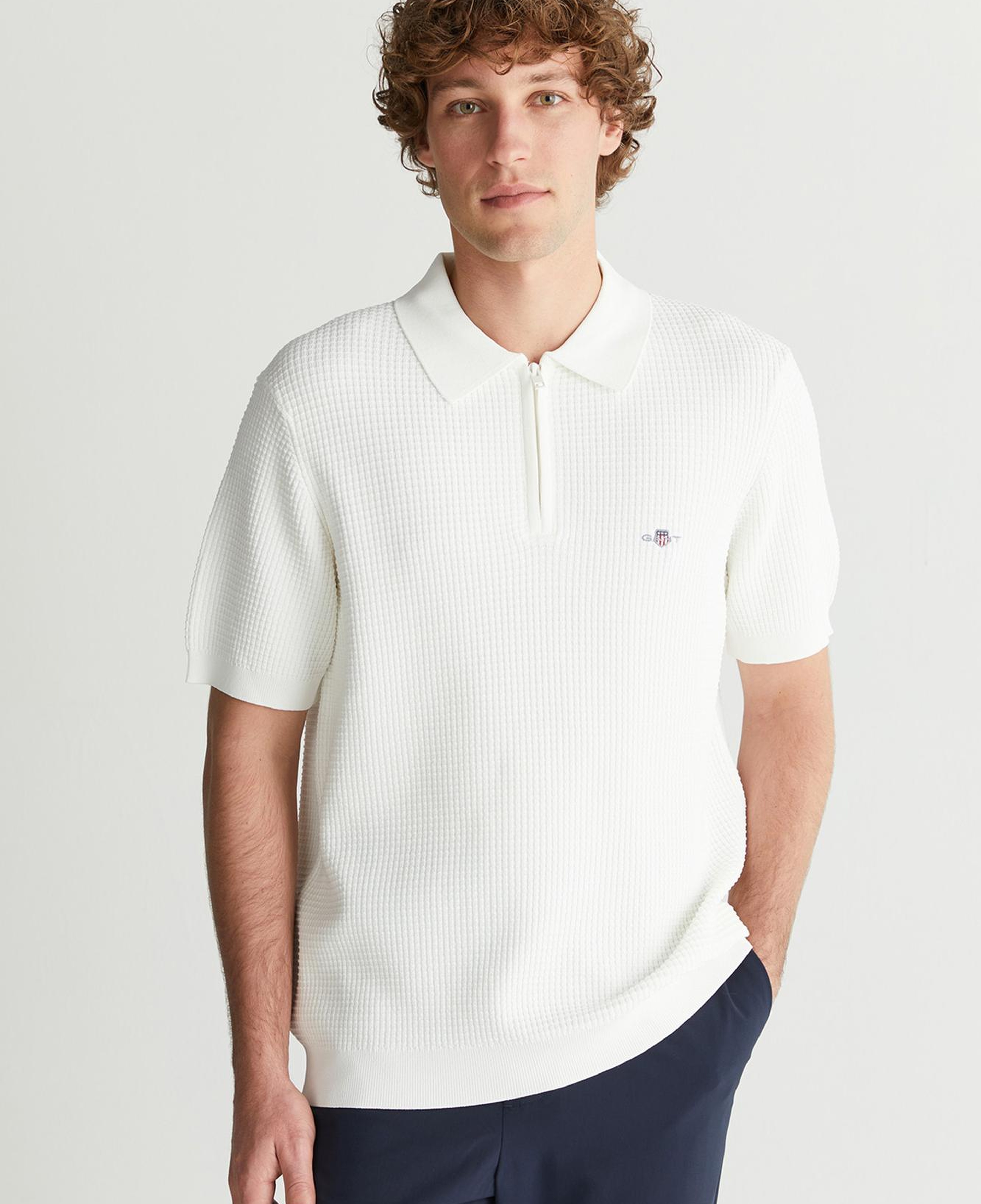 GANT Erkek Beyaz Regular Fit Yarım Fermuarlı Logolu Kazak