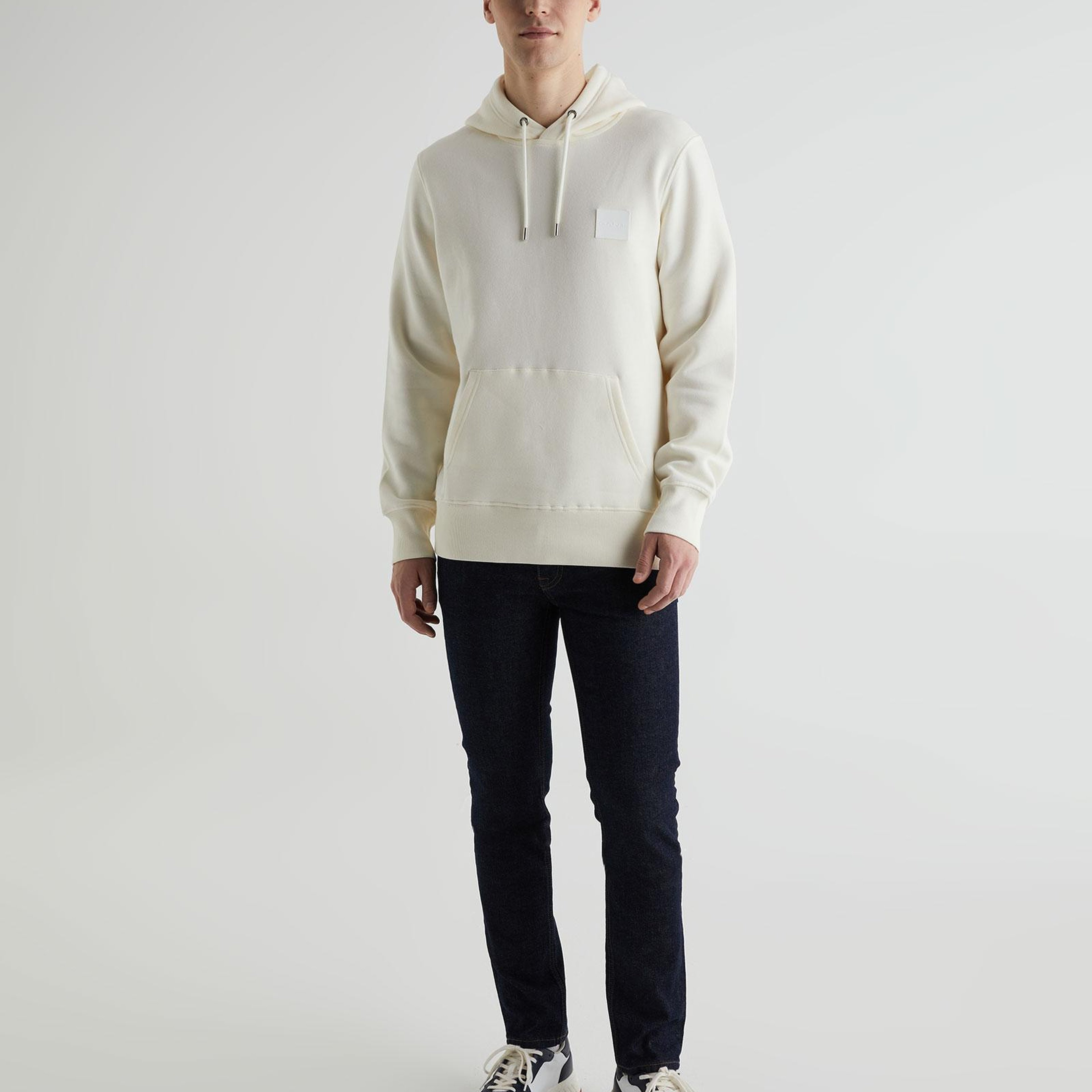 GANT Erkek Krem Regular Fit Kapüşonlu Logolu Sweatshirt