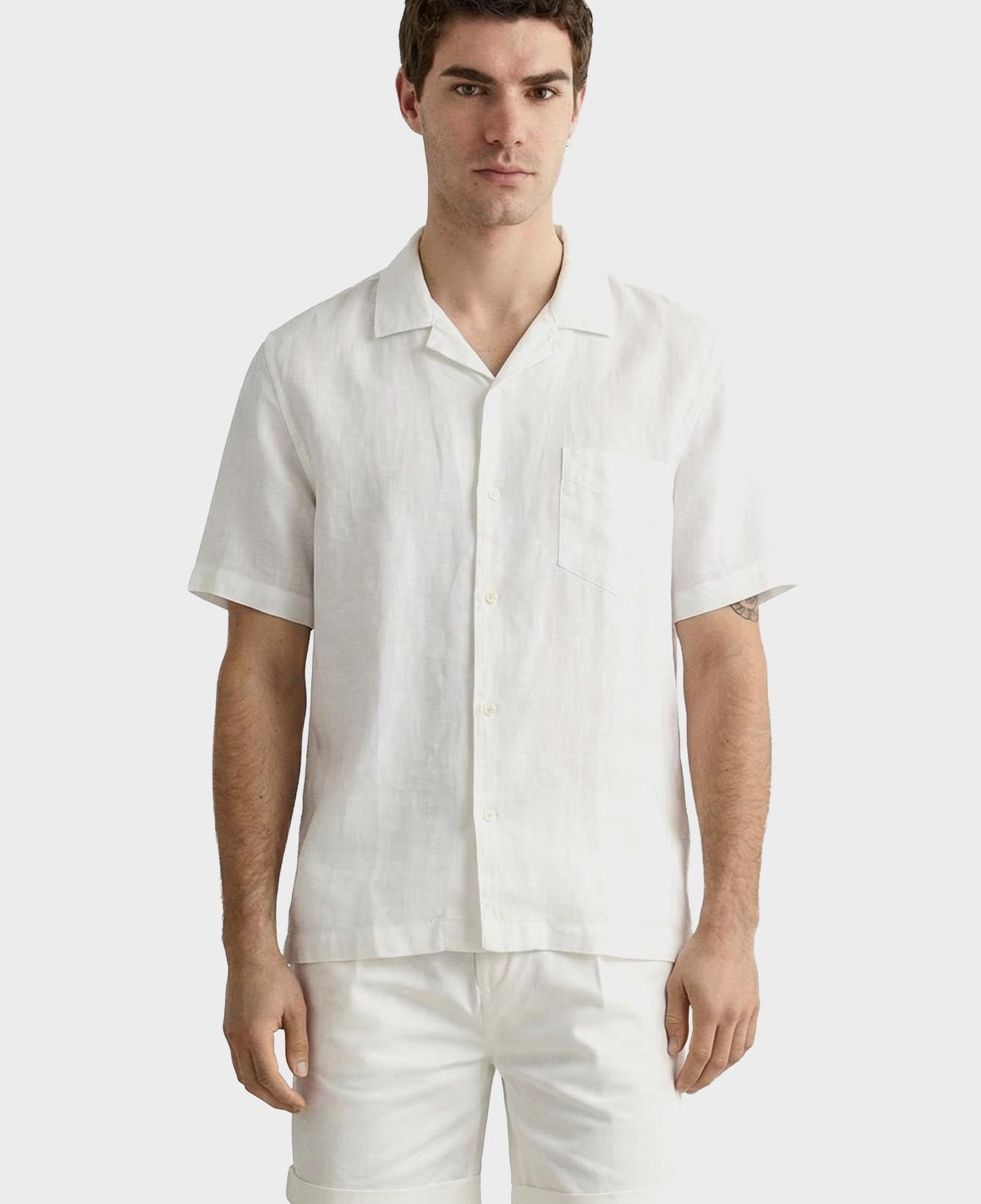 GANT Erkek Beyaz Düğmeli Yaka Gömlek