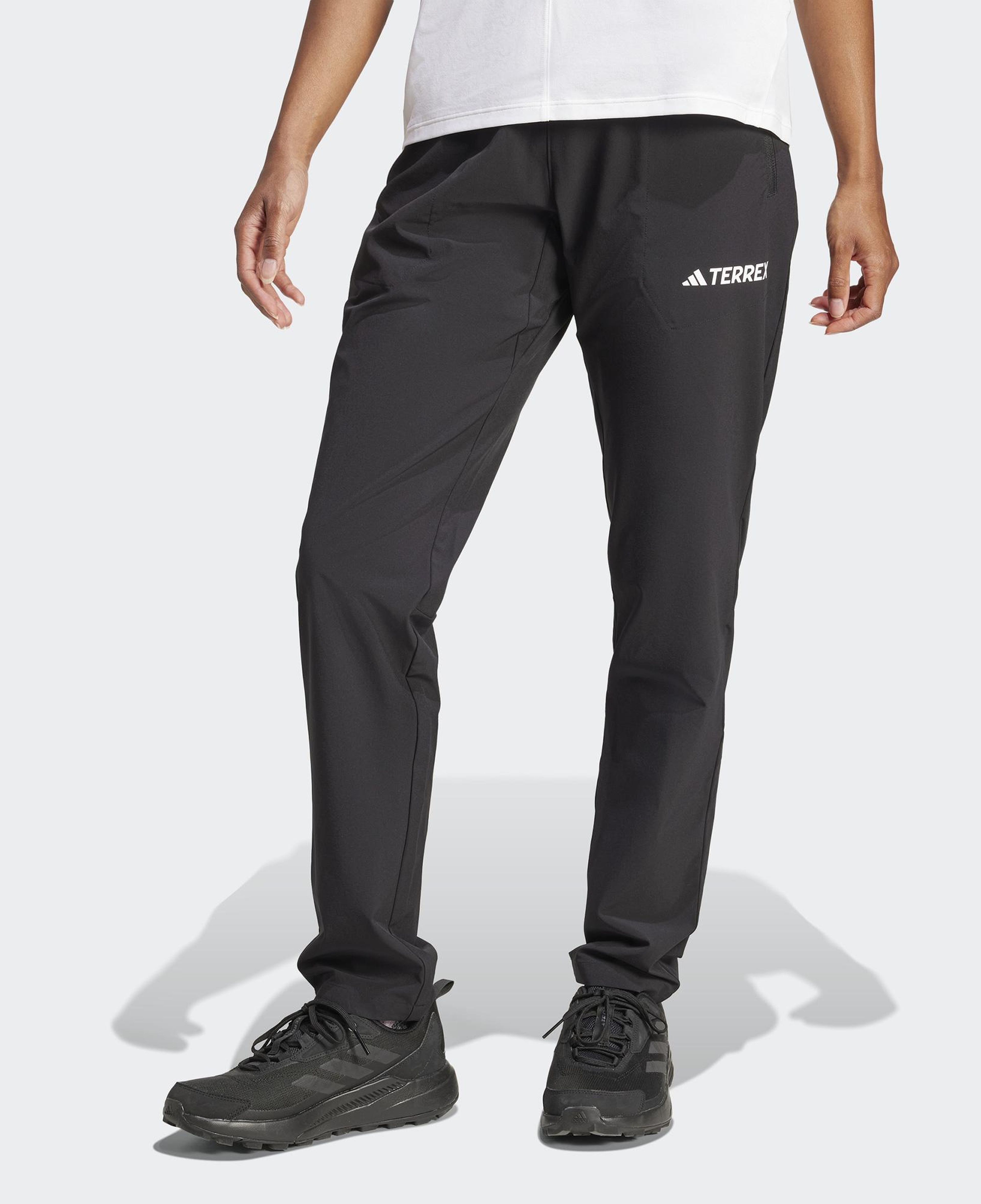 adidas Terrex Multi Essentials Strech Kadın Siyah Eşofman Altı