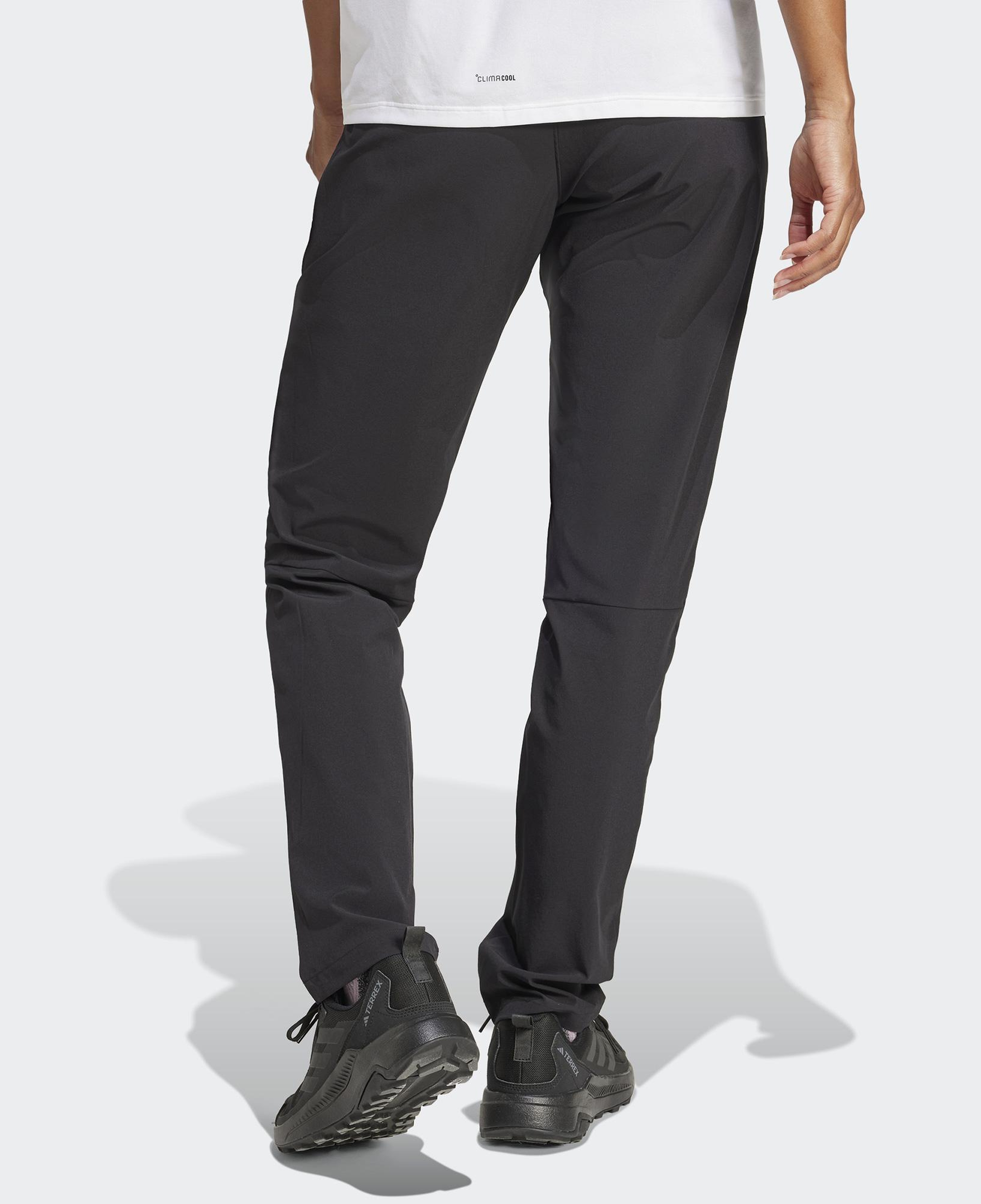 adidas Terrex Multi Essentials Strech Kadın Siyah Eşofman Altı