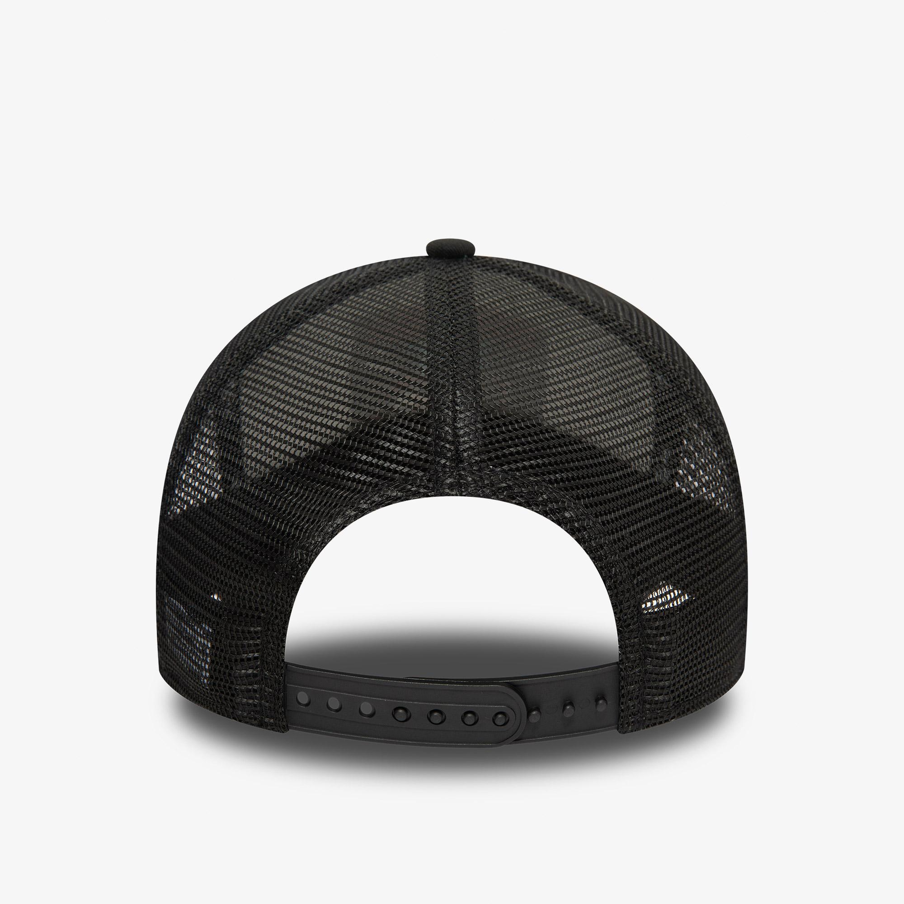 New Era Graphic Print Trucker Unisex Siyah/Beyaz Şapka