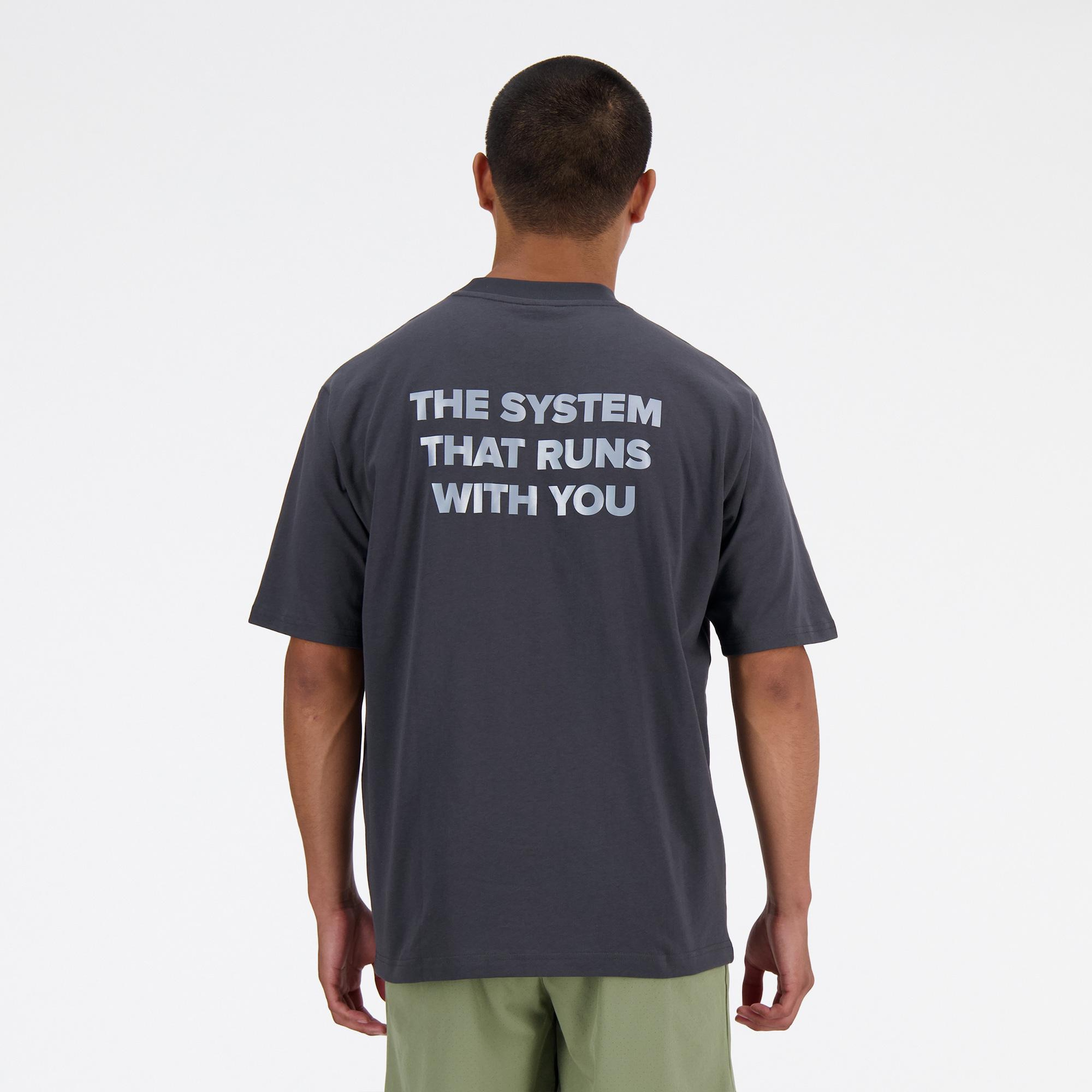 New Balance Shifted Oversized Erkek T-Shirt