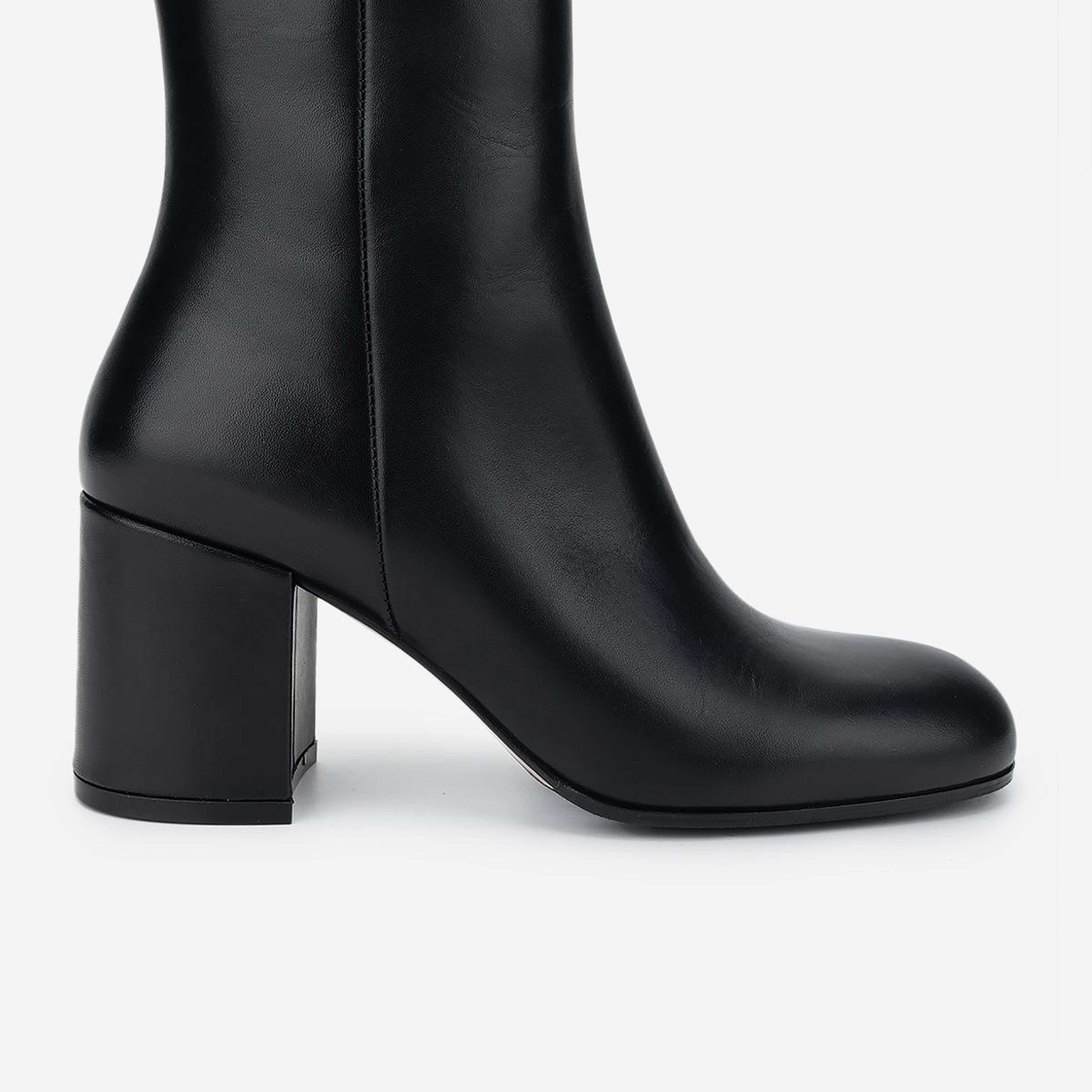 Valmenti Kadın Hakiki Deri Siyah Topuklu Bot