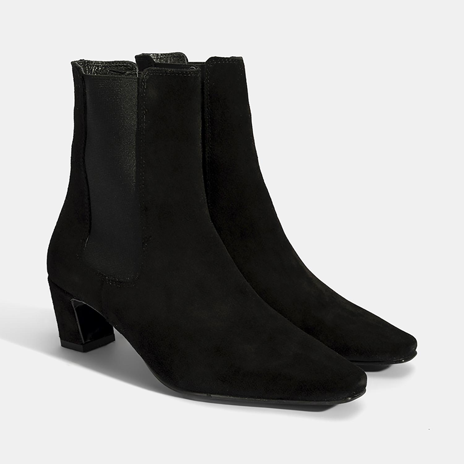 Kadın Siyah Lastikli Topuklu Süet Deri Bot