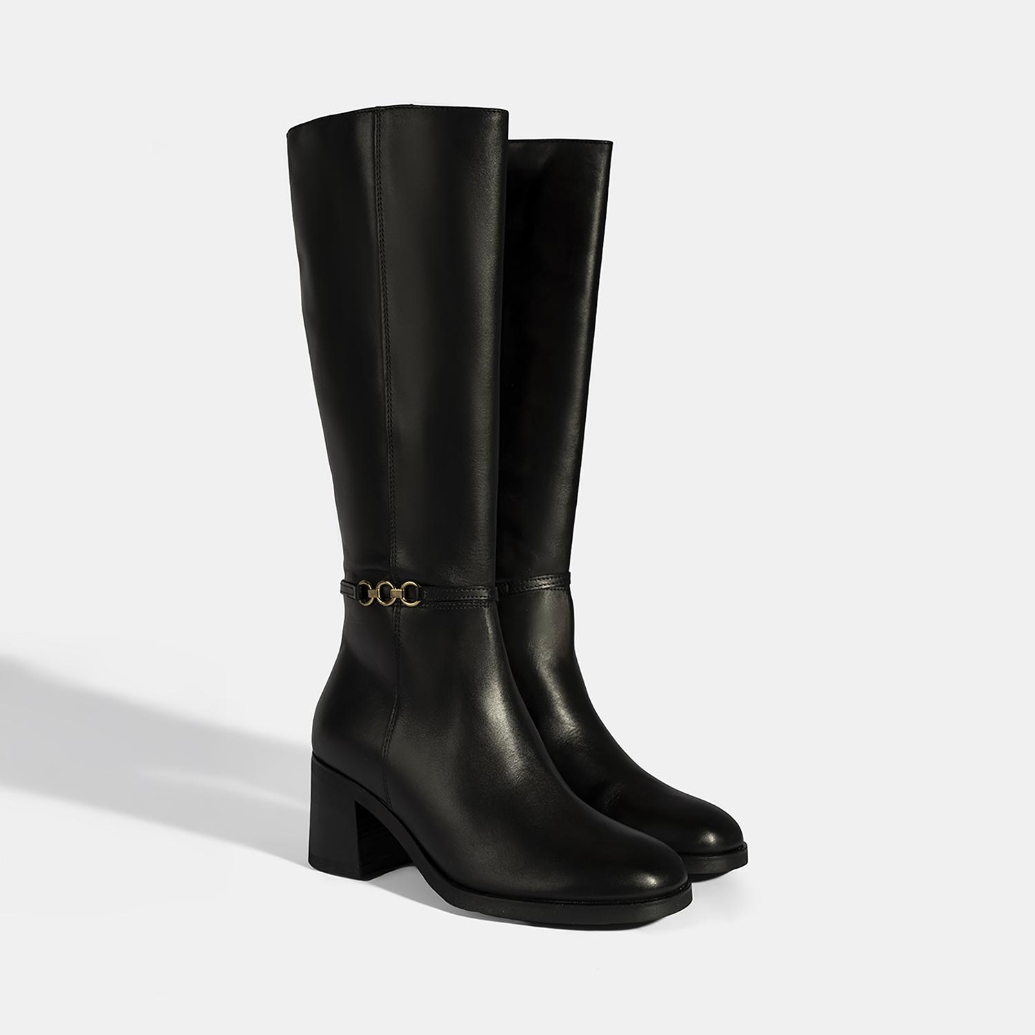 Kadın Siyah Metal Aksesuarlı Deri Çizme