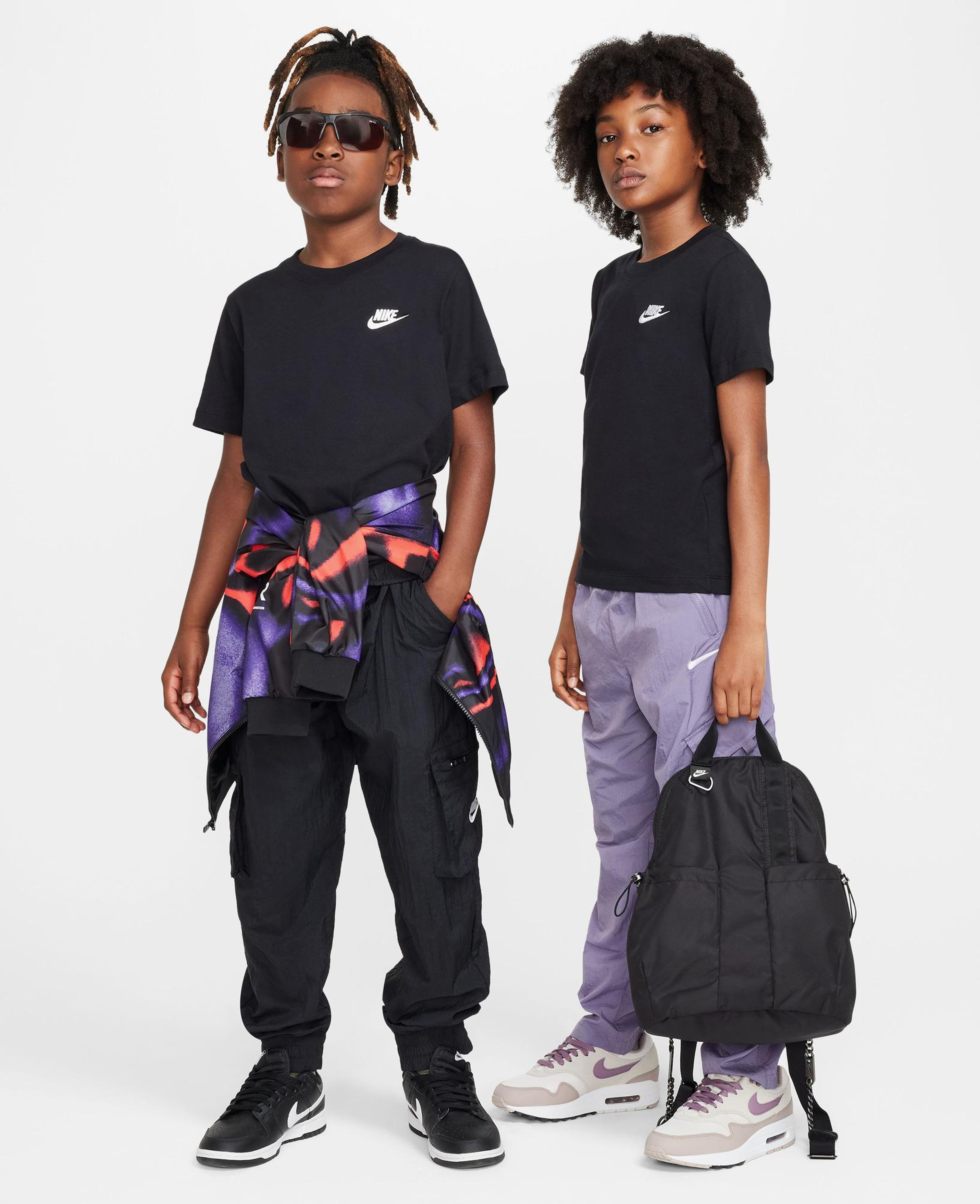 Nike Sportswear Futura Çocuk Siyah T-Shirt