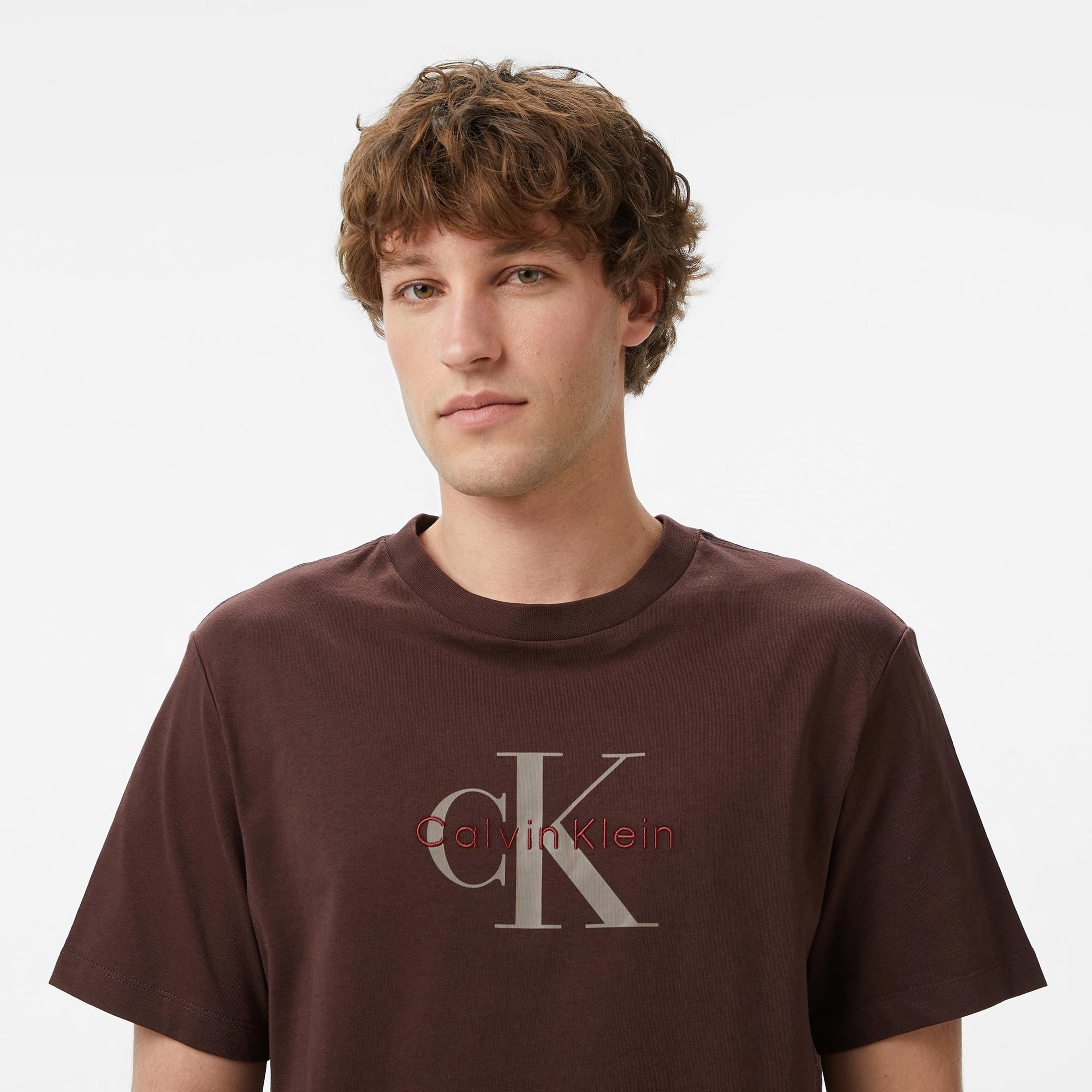 Calvin Klein Hero Monologo 20S Erkek Kahverengi T-Shirt