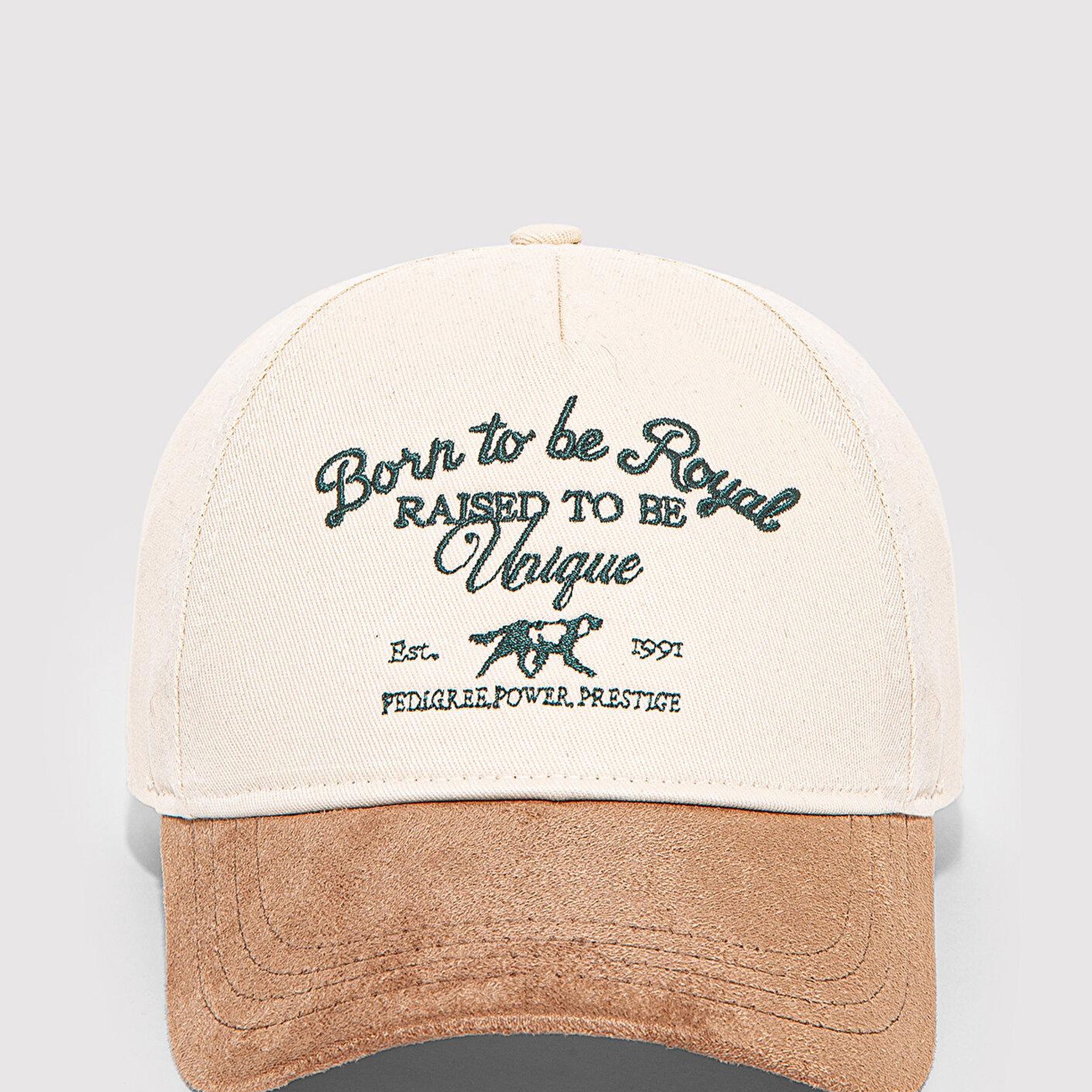 Mavi İşlemeli Bej Şapka 0912170-33267