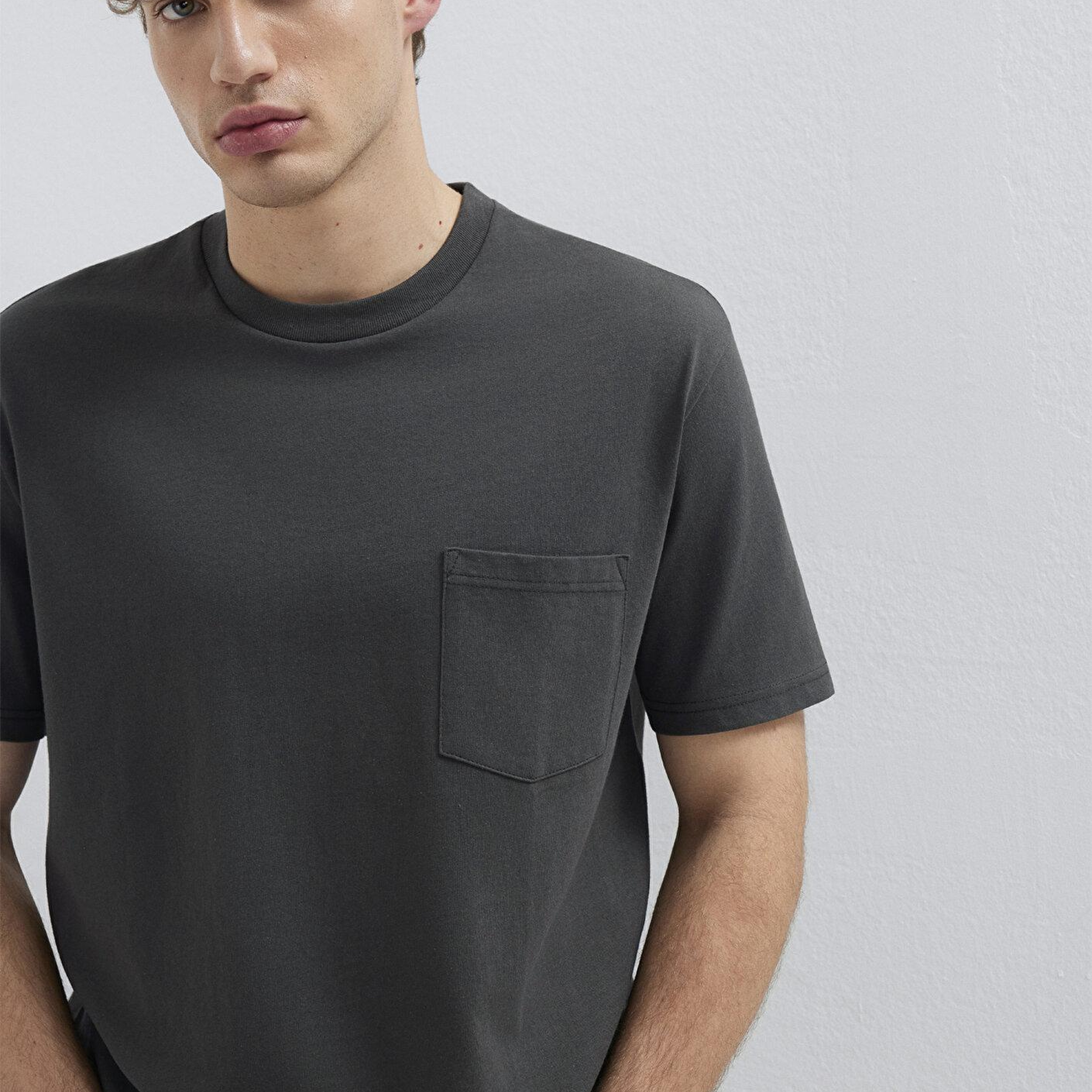 Mavi Cep Detaylı Yeşil Basic Tişört Loose Fit / Bol Rahat Kesim 066248-71553