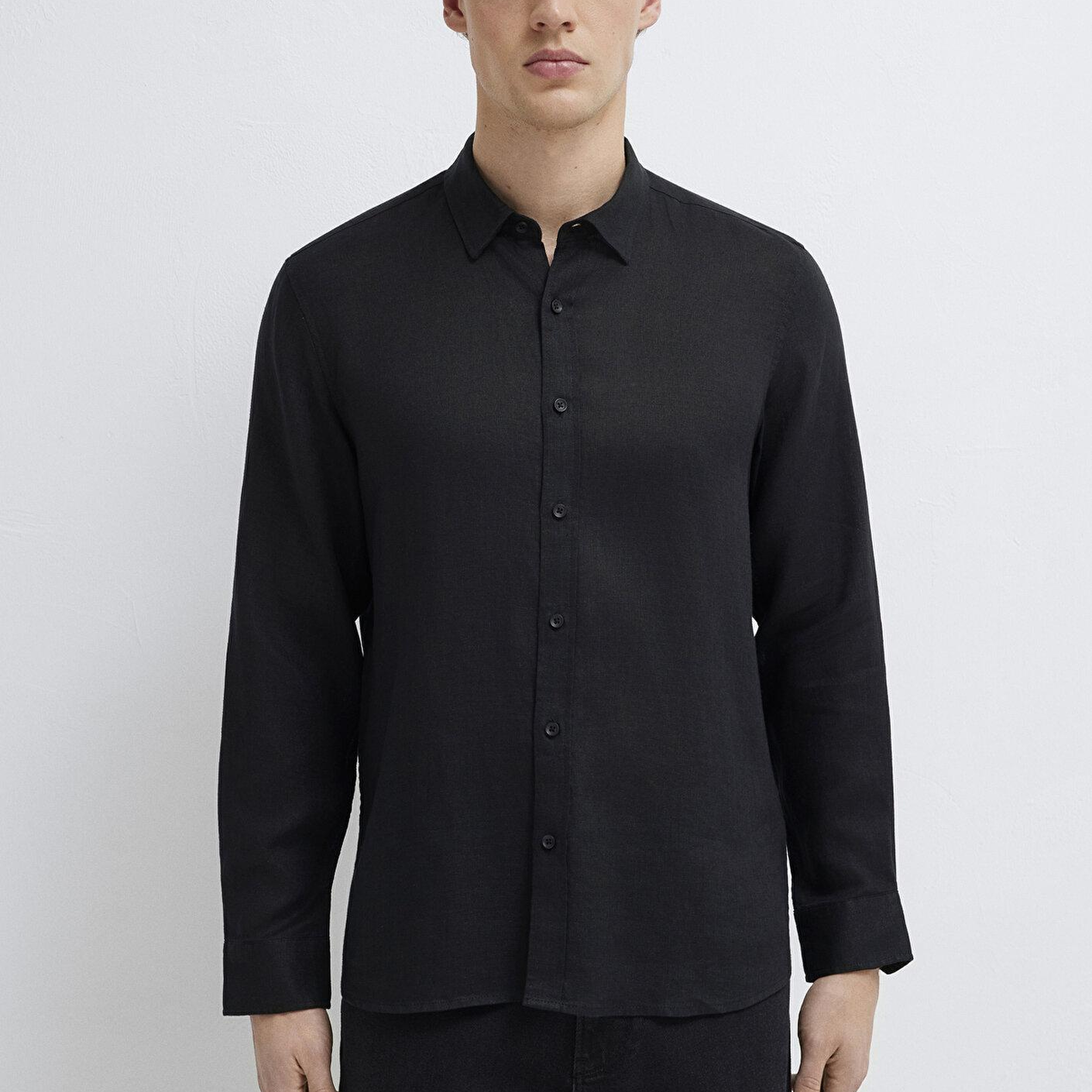 Mavi Keten Karışımlı Siyah Gömlek Regular Fit / Normal Kesim 0211909-900