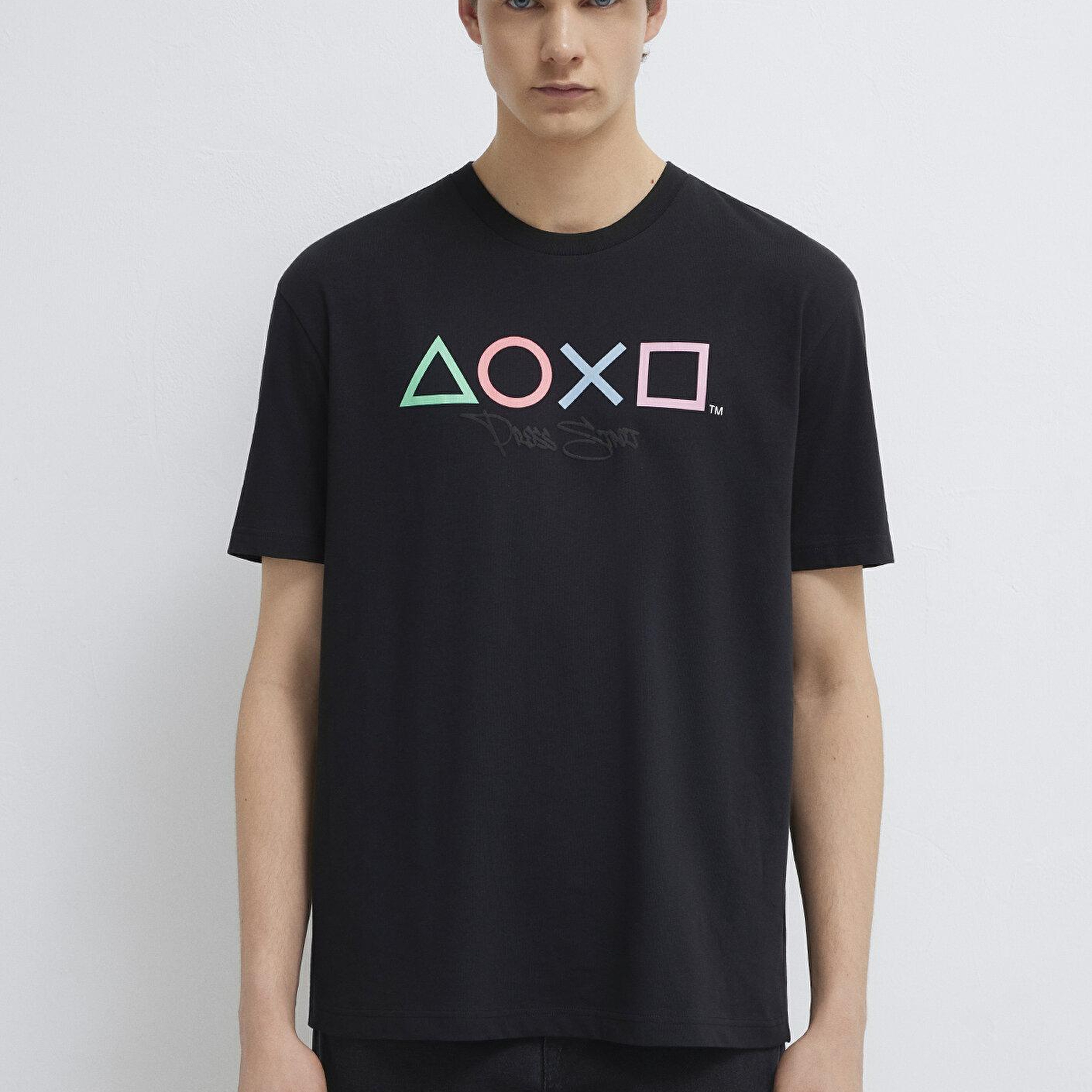 Mavi Baskılı Siyah Tişört Loose Fit / Bol Rahat Kesim 0613187-900