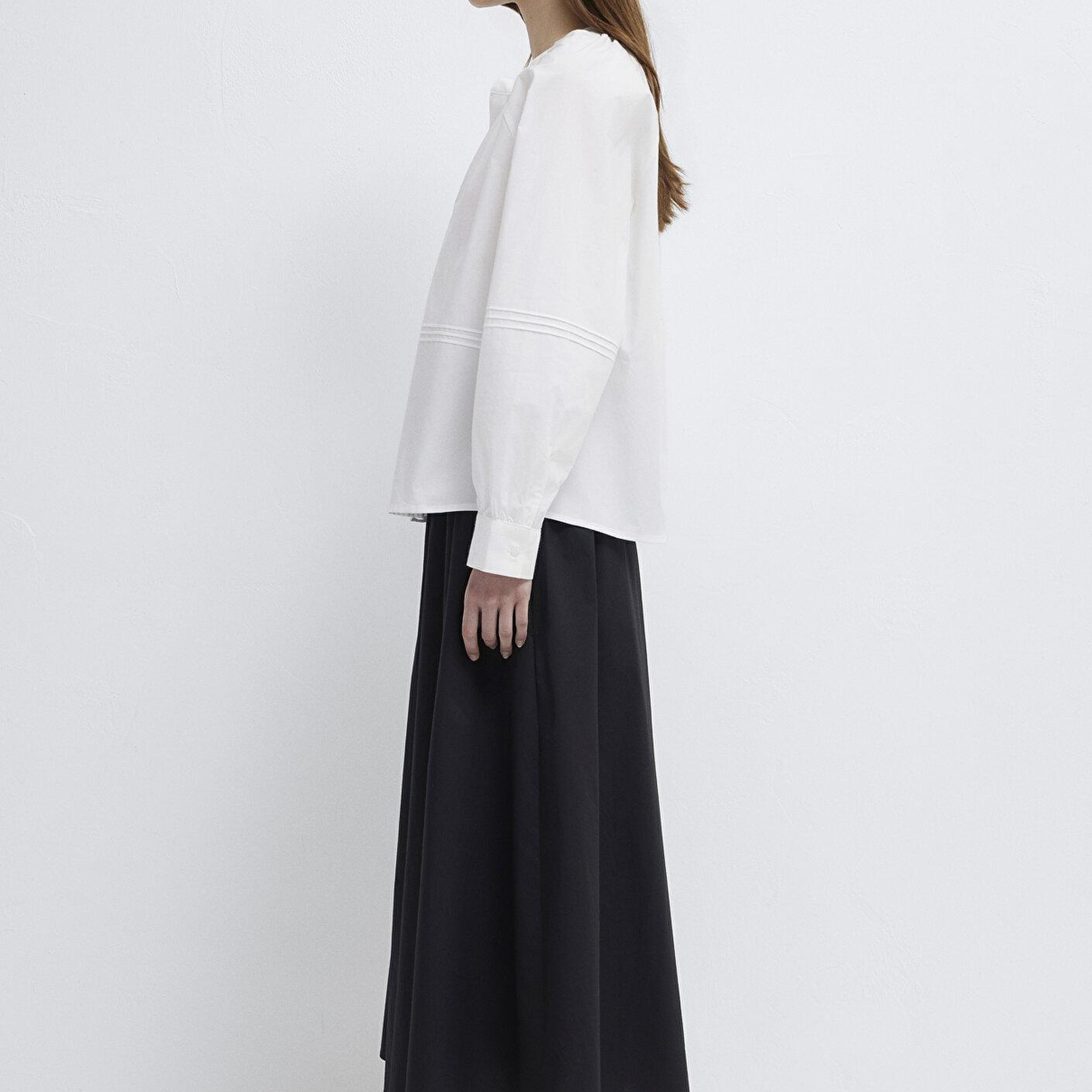 Mavi Detaylı Beyaz Gömlek Loose Fit / Bol Rahat Kesim 1211348-620