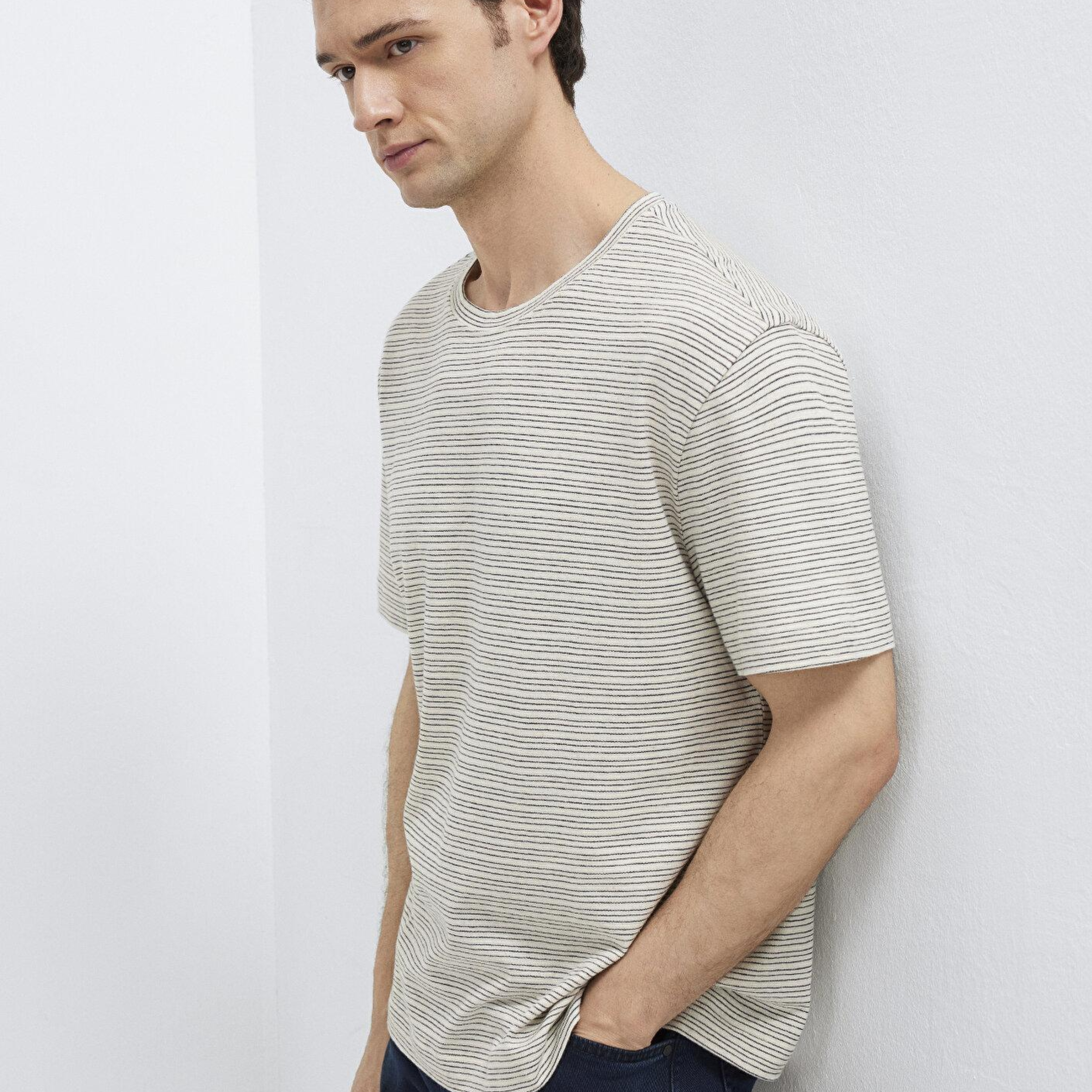 Mavi Lacivert Çizgili Ekru Tişört Loose Fit / Bol Rahat Kesim 0613294-86623