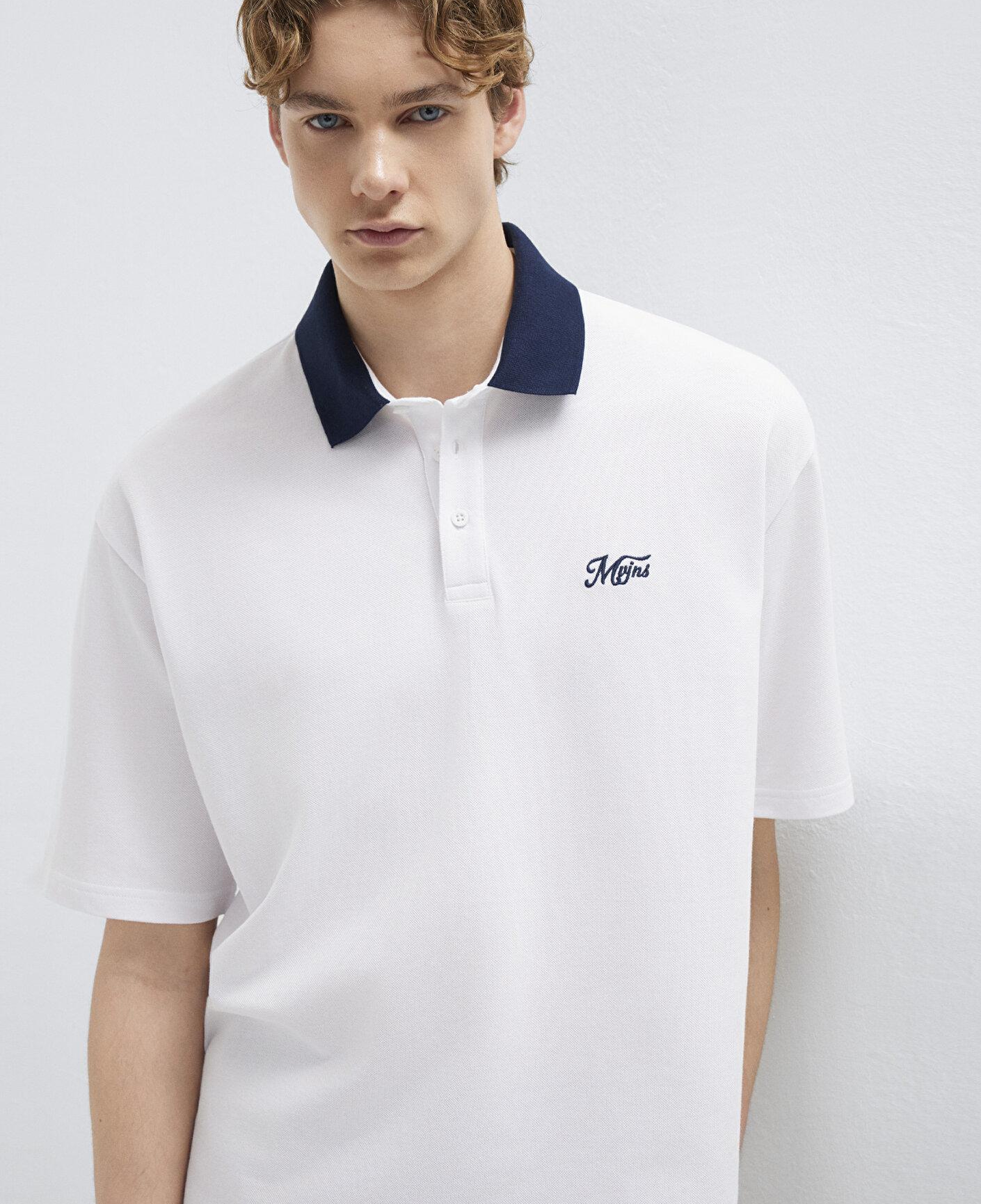 Mavi Yaka Detaylı Beyaz Polo Tişört Relaxed Fit / Rahat Kesim 0613330-620