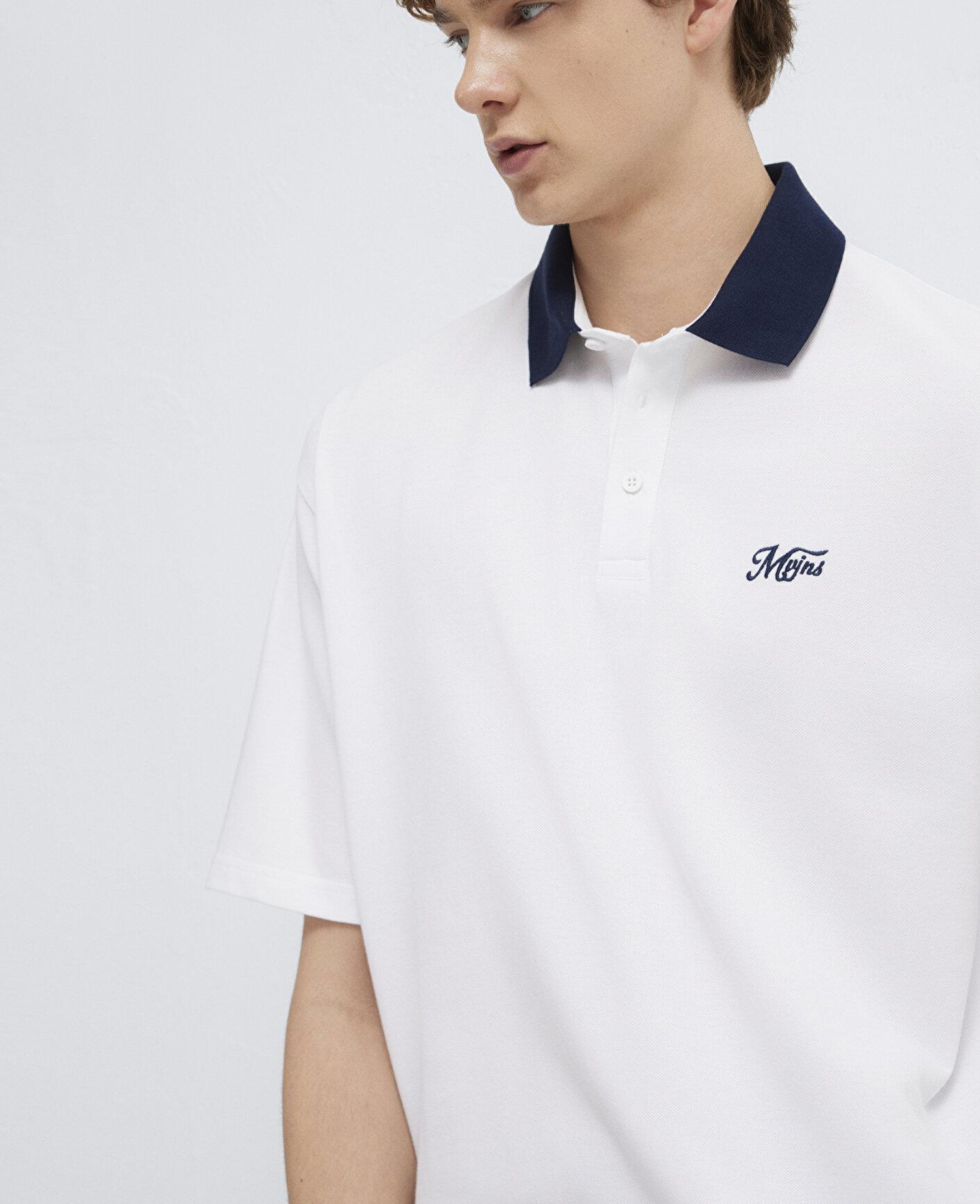 Mavi Yaka Detaylı Beyaz Polo Tişört Relaxed Fit / Rahat Kesim 0613330-620