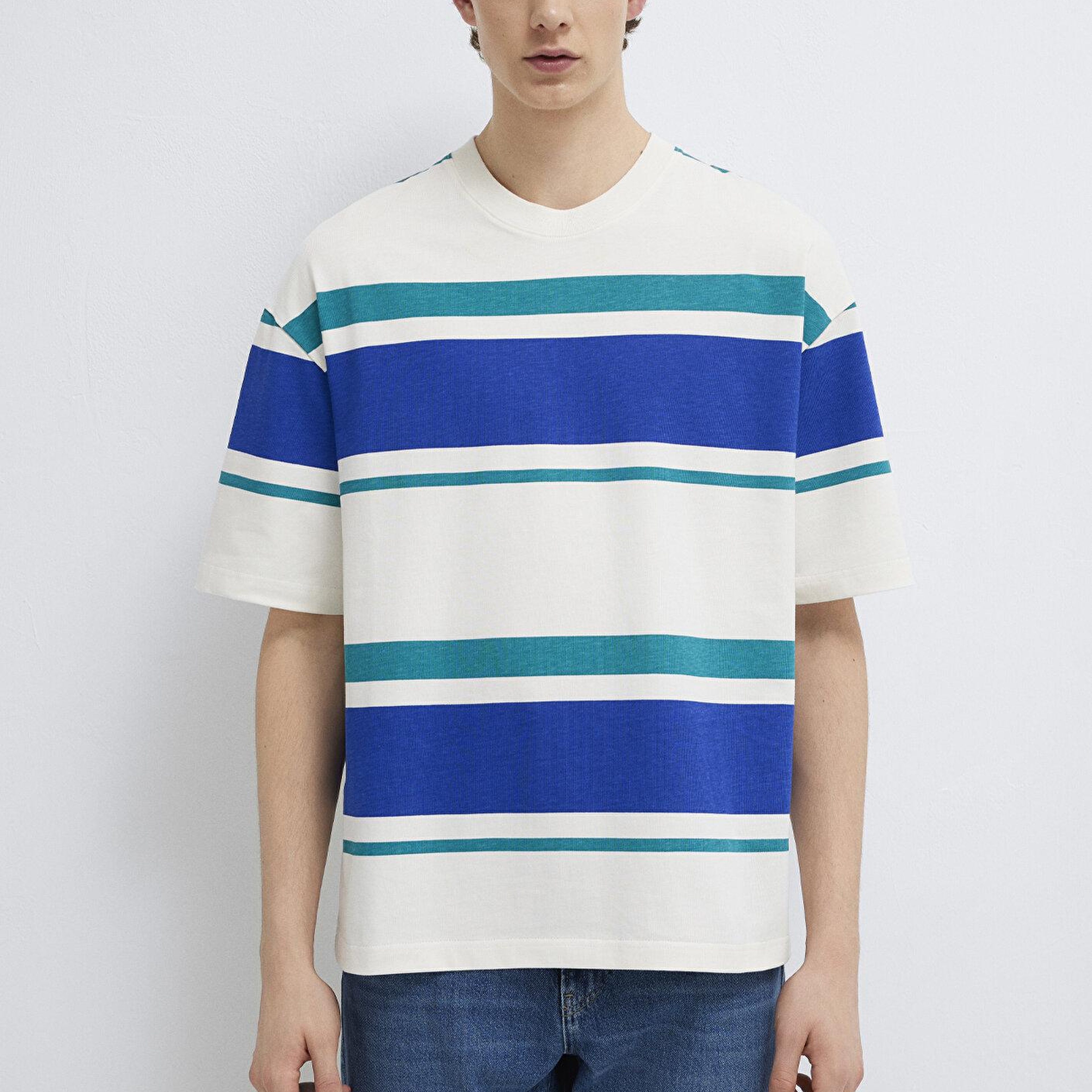 Mavi Blok Çizgili Ekru Tişört Oversize / Geniş Kesim 0613331-70057