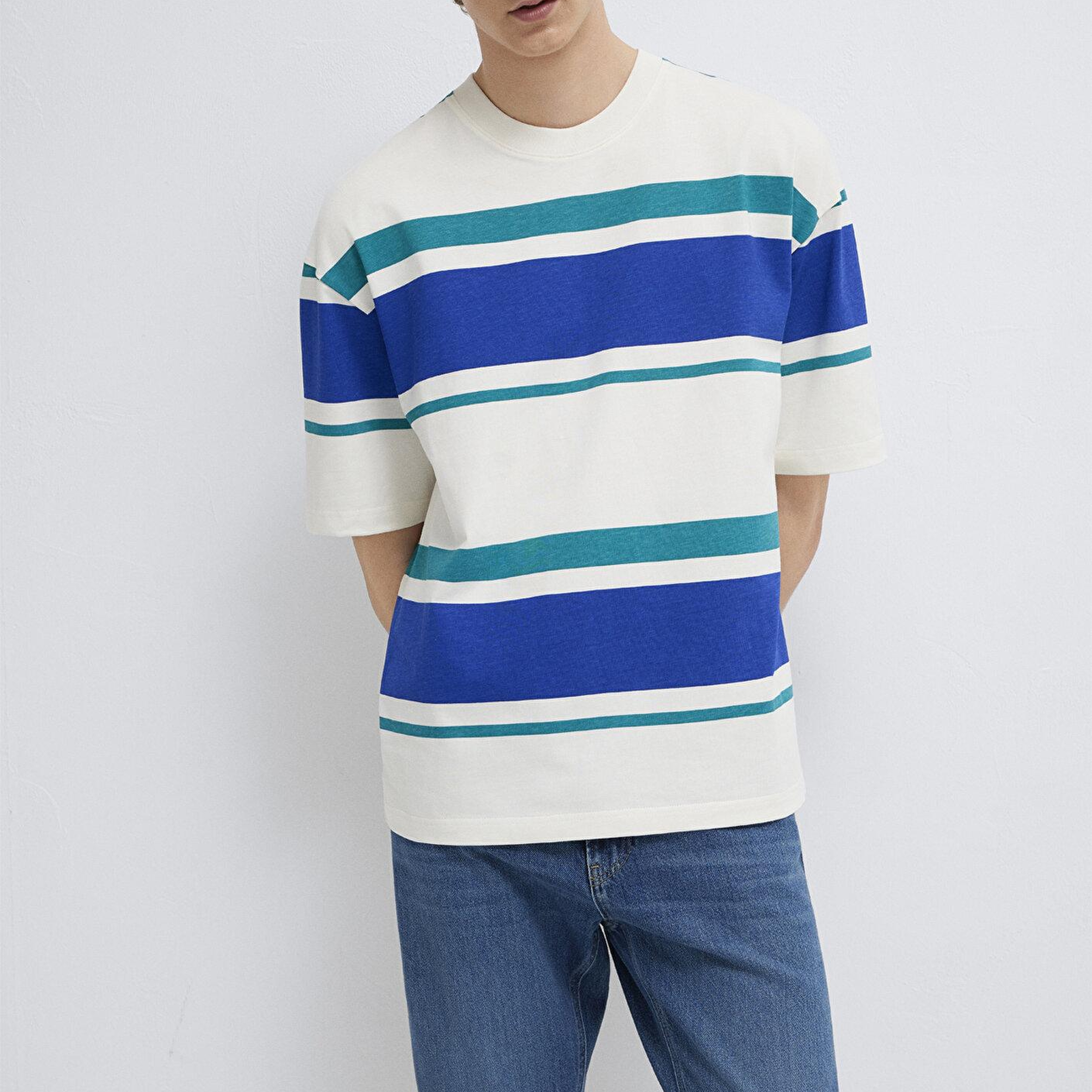 Mavi Blok Çizgili Ekru Tişört Oversize / Geniş Kesim 0613331-70057