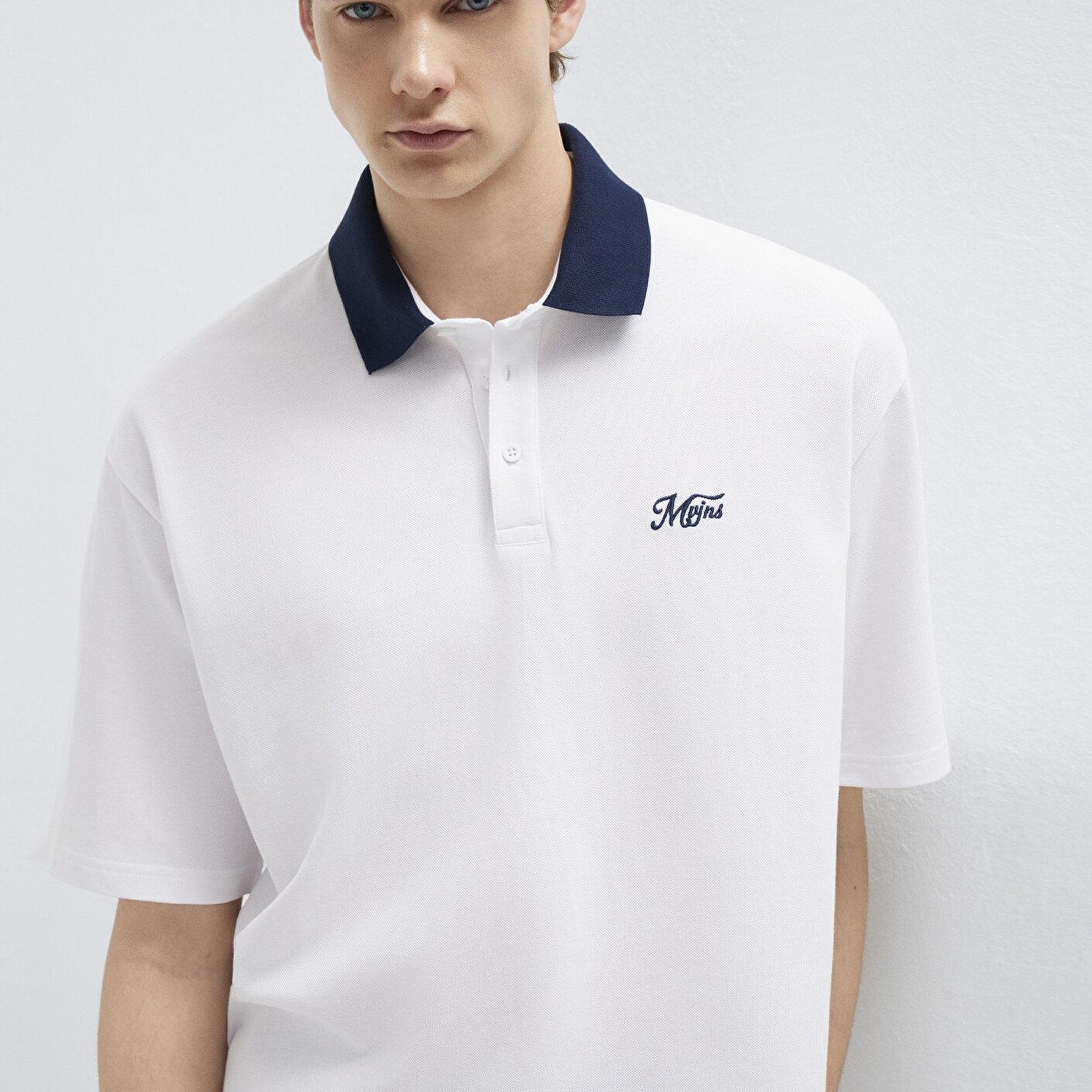 Mavi Yaka Detaylı Beyaz Polo Tişört Relaxed Fit / Rahat Kesim 0613330-620