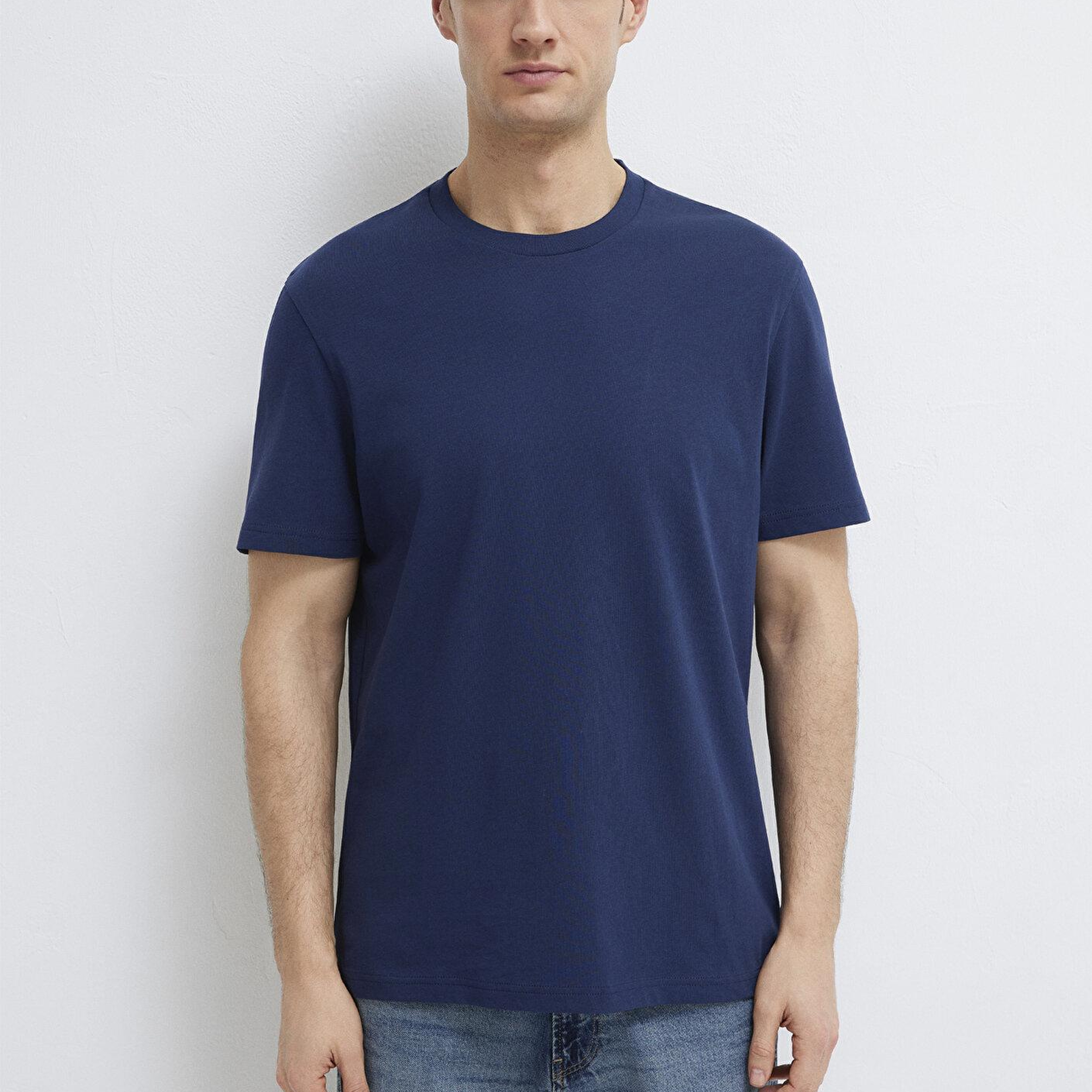Mavi Lacivert Basic Tişört Regular Fit / Normal Kesim 0613477-70497