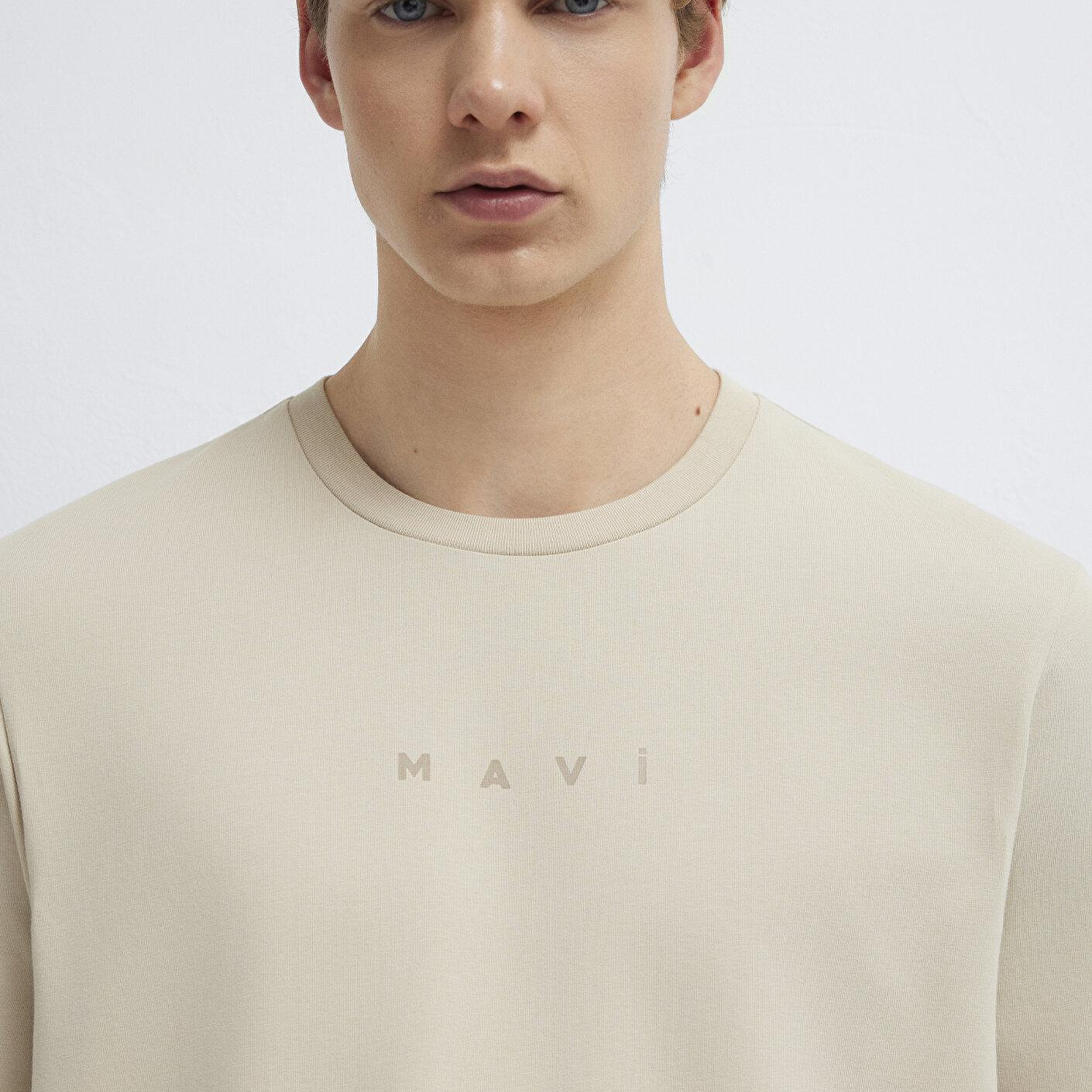 Mavi Mavi Logo Baskılı Bej Tişört Regular Fit / Normal Kesim 0613305-70322