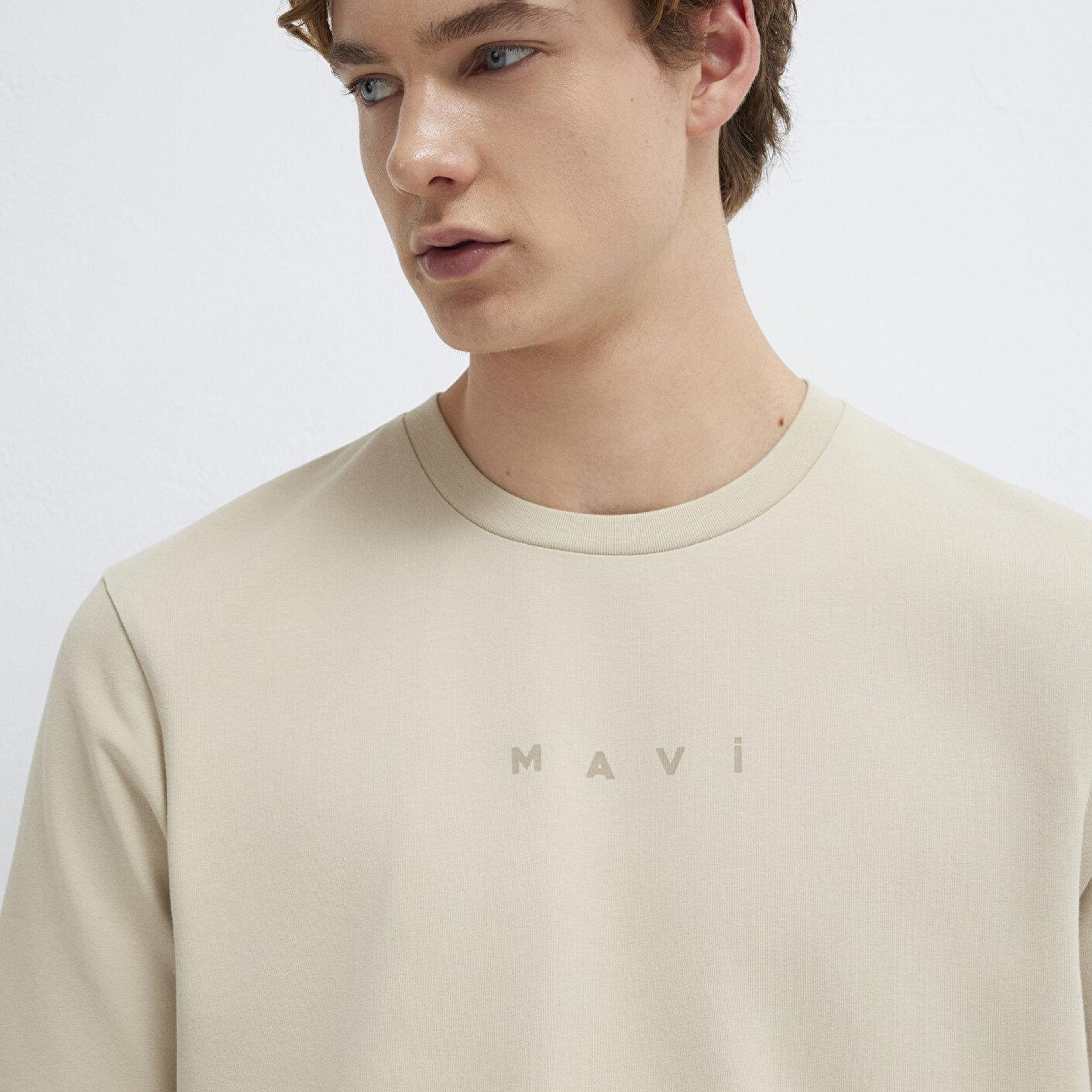 Mavi Mavi Logo Baskılı Bej Tişört Regular Fit / Normal Kesim 0613305-70322