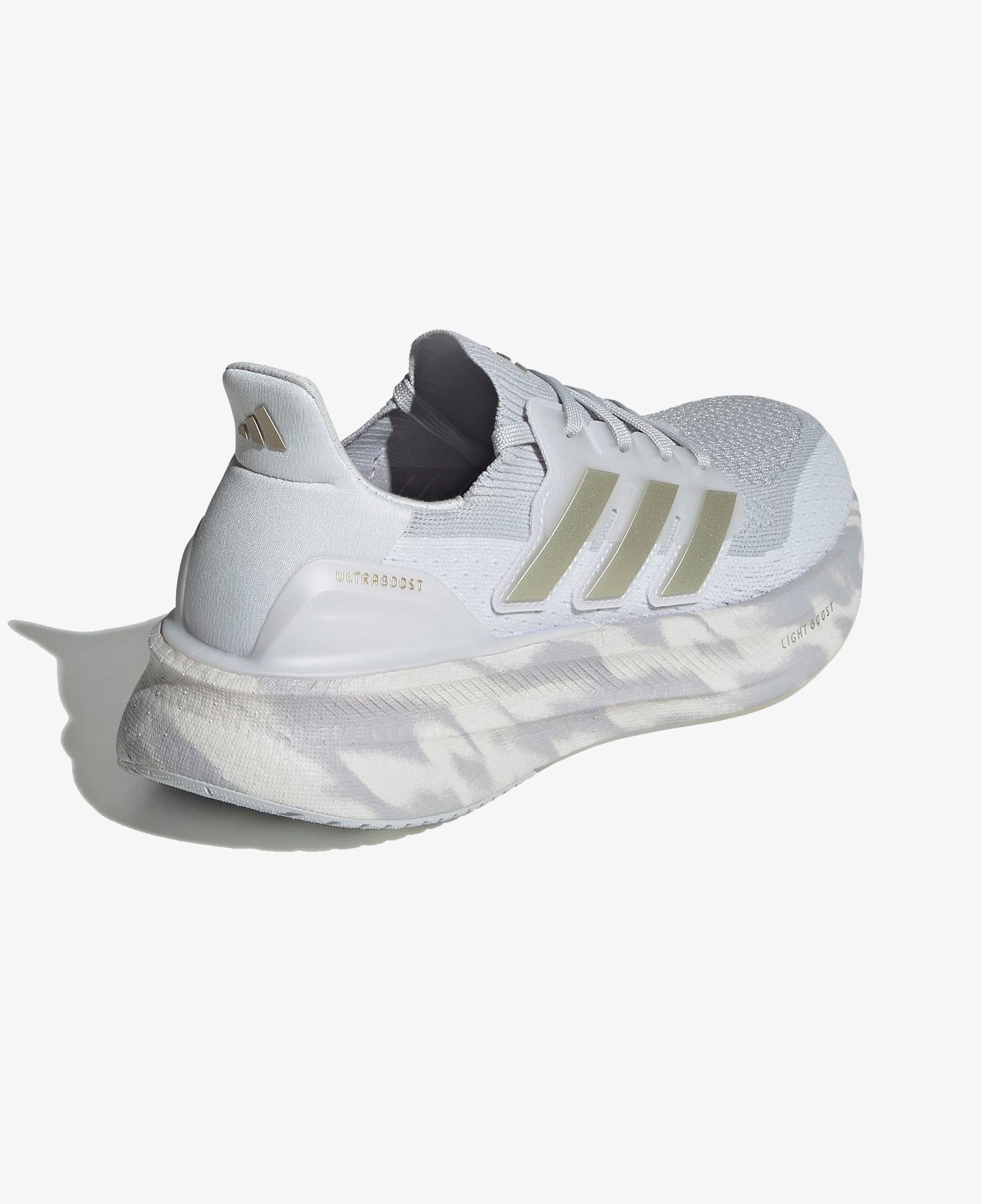 adidas Ultraboost 5 Kadın Gri Koşu Ayakkabısı