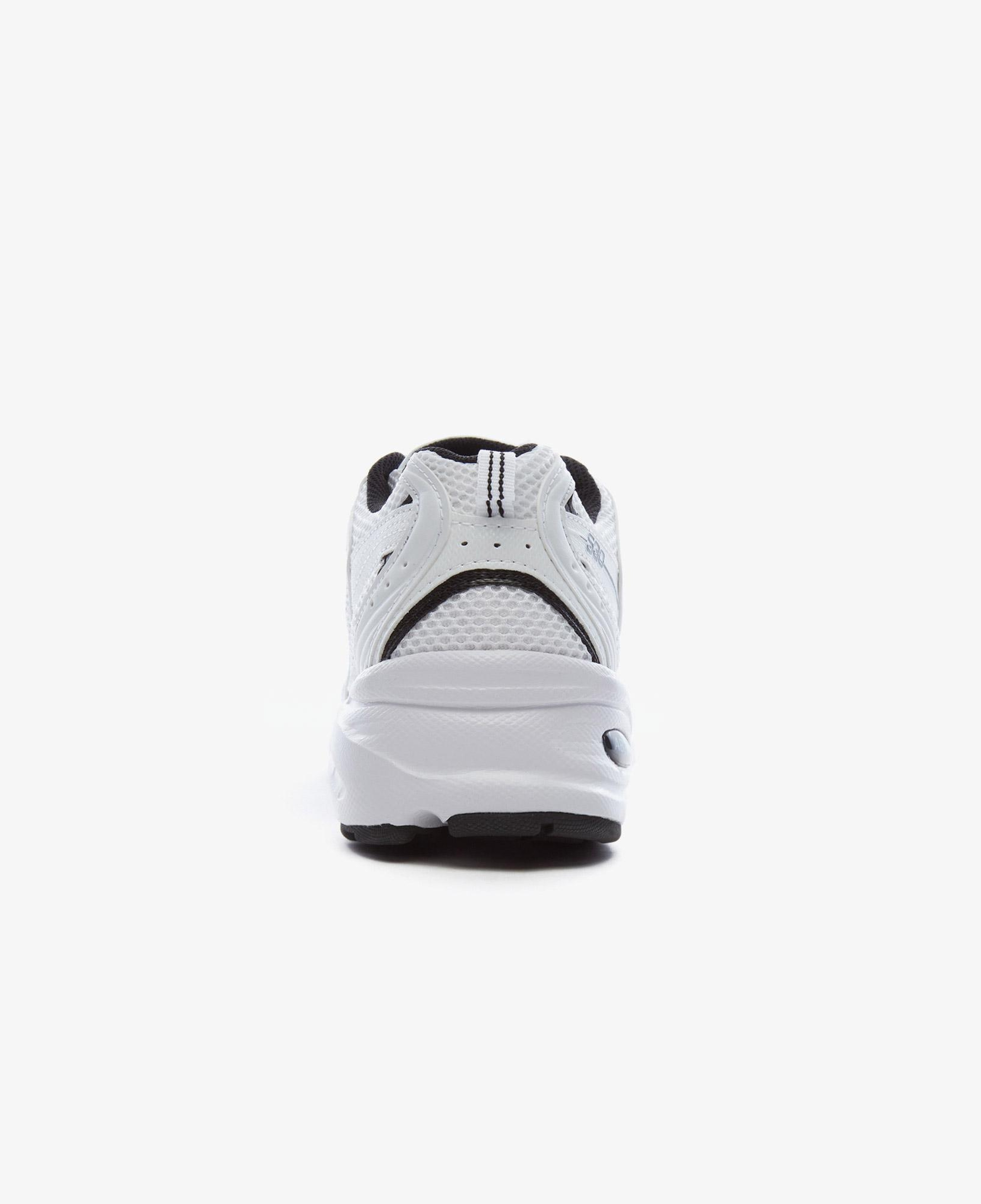 New Balance 530 Unisex Siyah/Beyaz Spor Ayakkabı