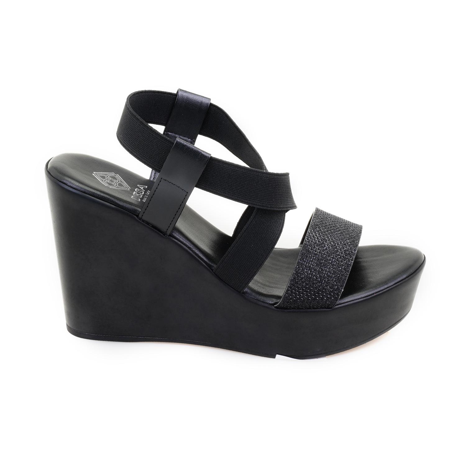 Kadın Siyah Dolgu Topuklu Sandalet