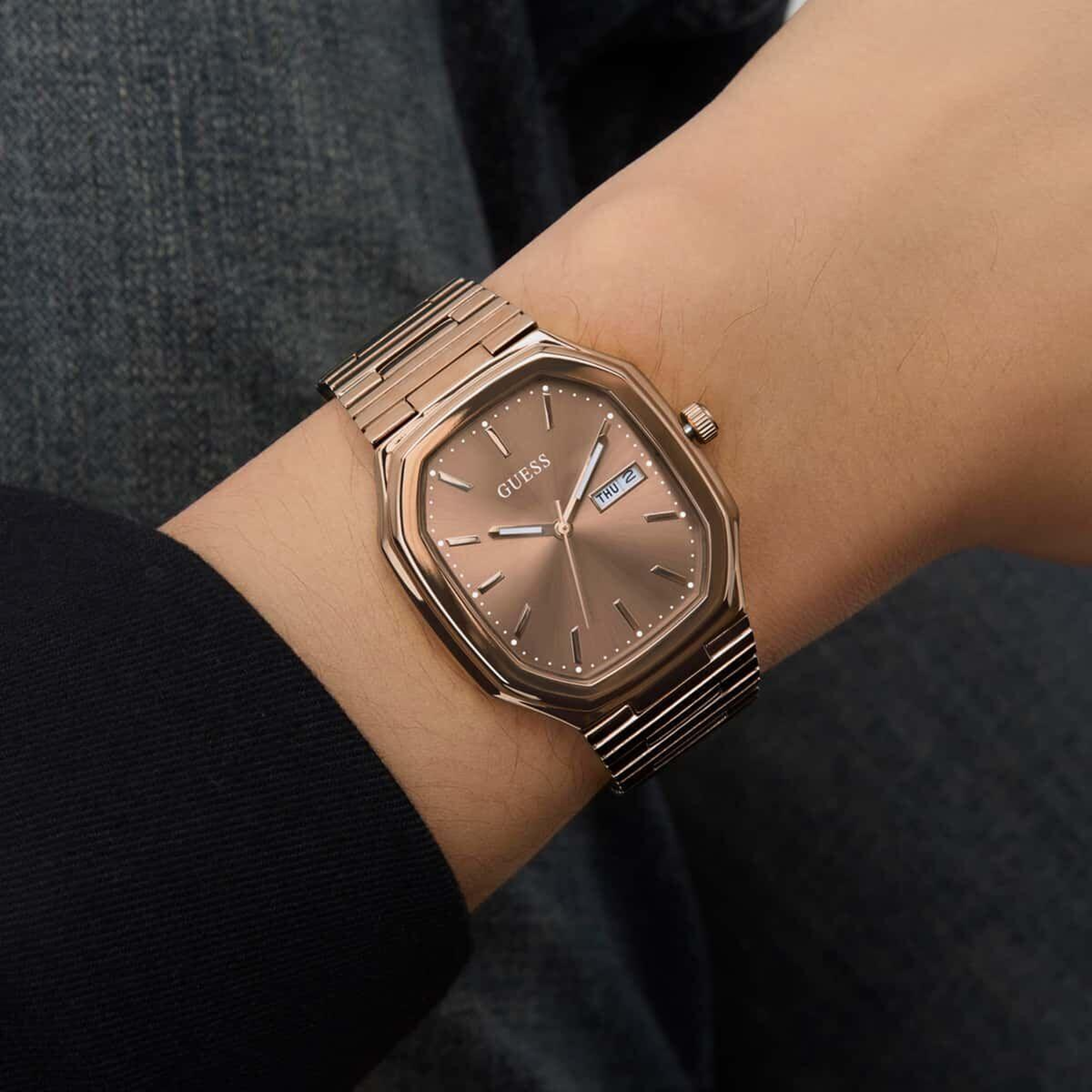 Guess GUGW0978G3 Erkek Kol Saati