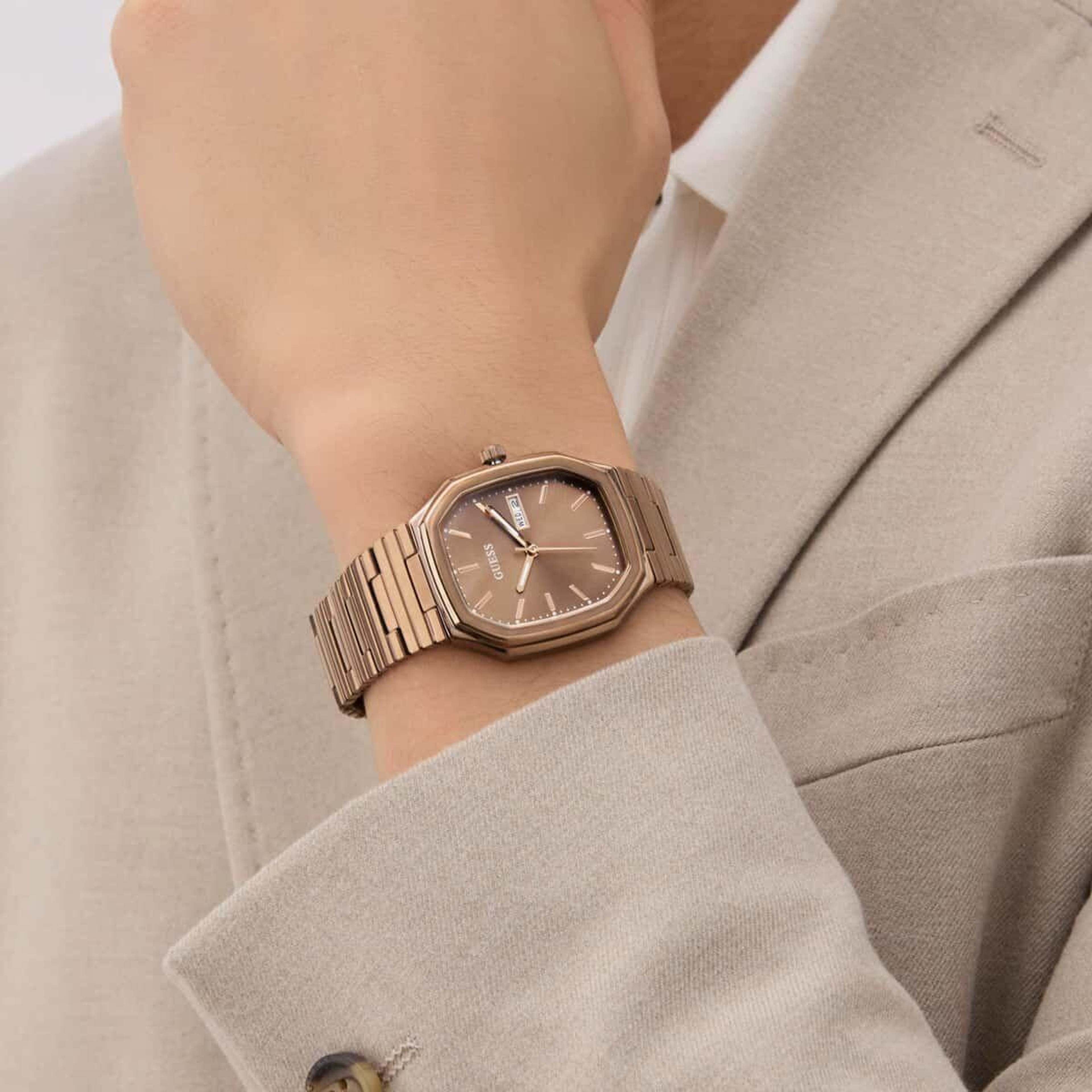 Guess GUGW0978G3 Erkek Kol Saati