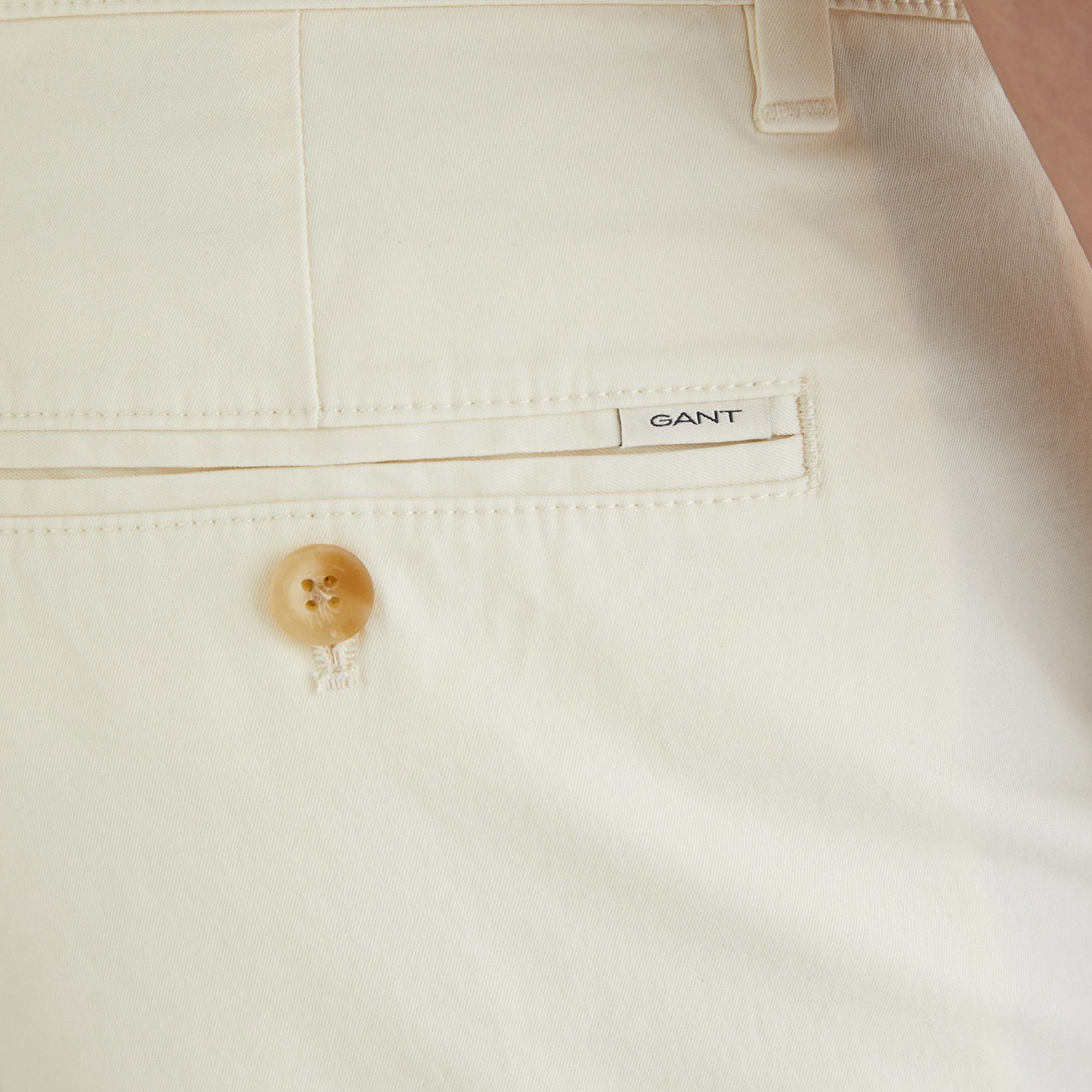 GANT Erkek Krem Slim Fit Şort